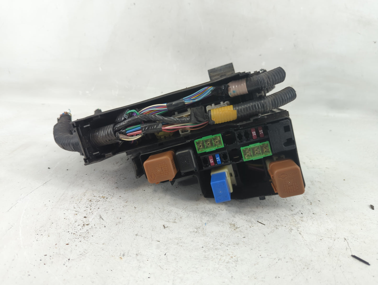 2013-2014 Nissan Altima Fusebox Fuse Box Panel Relay Module Fits Fits 2013 2014 OEM Used Auto Parts - Oemusedautoparts1.com