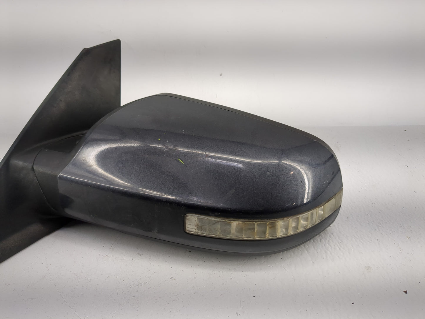 2010-2013 Nissan Altima Driver Side View Mirror - Left Door Mirror OEM Used - Oemusedautoparts1.com