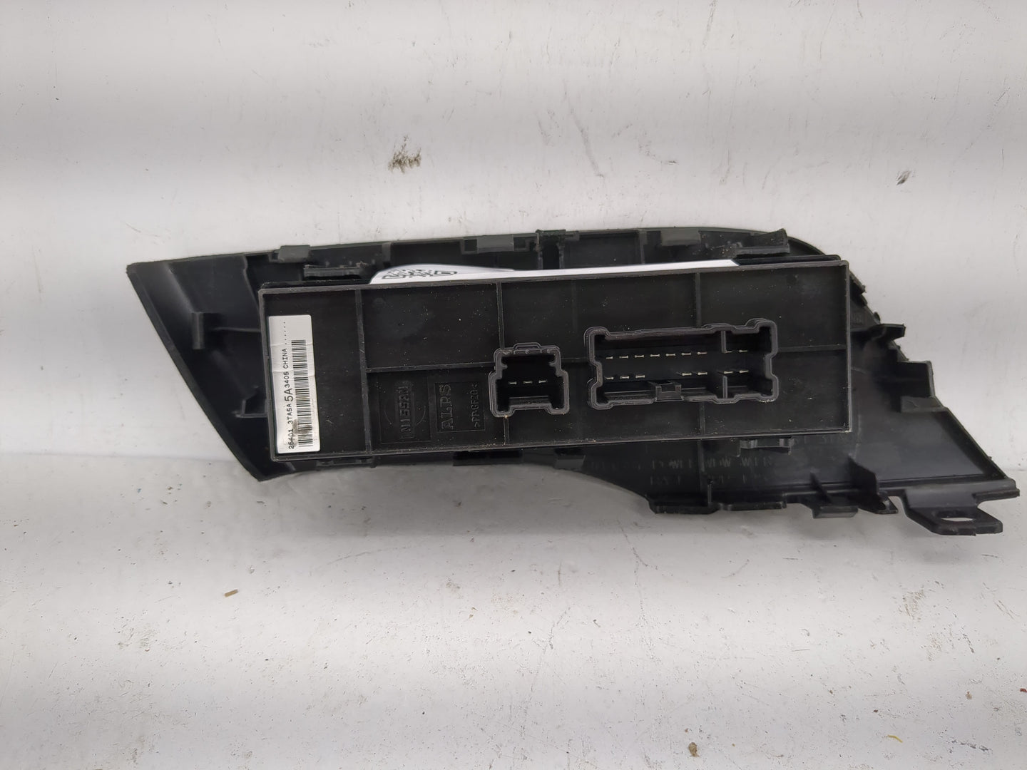 2008-2013 Nissan Altima Master Power Window Switch Replacement Driver Side Left P/N:25401 3TA5A Fits OEM Used Auto Parts - O