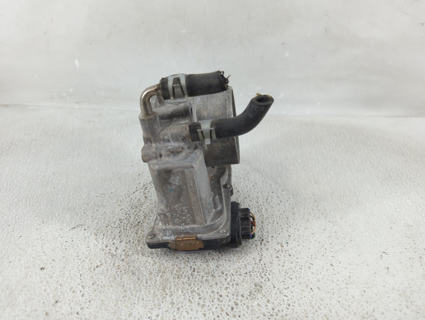 2013-2018 Nissan Altima Throttle Body P/N:3J10 00495 3TA60-01 A Fits Fits 2013 2014 2015 2016 2017 2018 2019 2020 OEM Used A