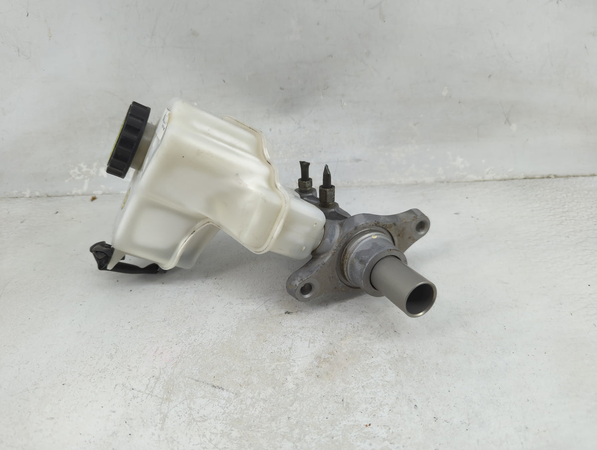 2013-2018 Nissan Altima Brake Master Cylinder 1248314 - Oemusedautoparts1.com