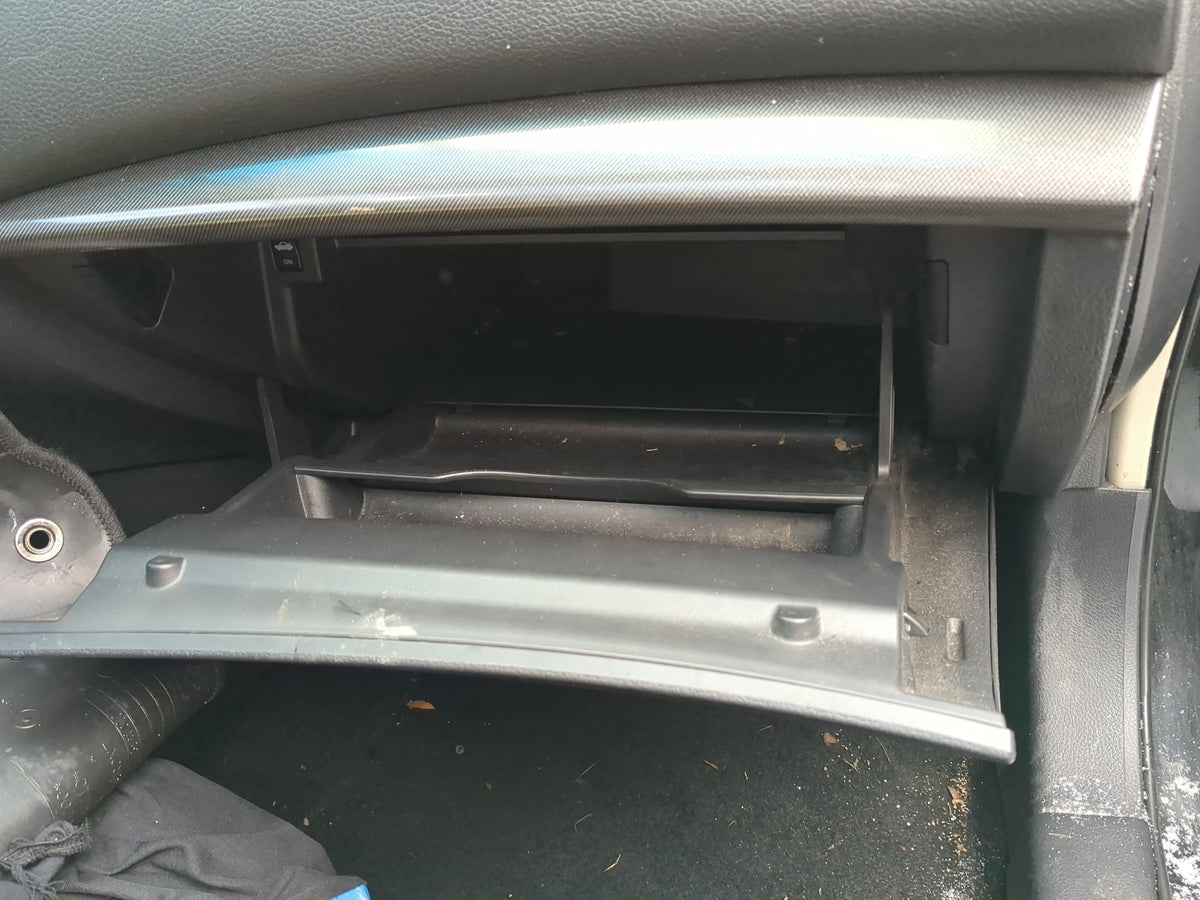 2013 Nissan Altima Passenger Glove Box Door Storage Compartment 1248384 - Oemusedautoparts1.com