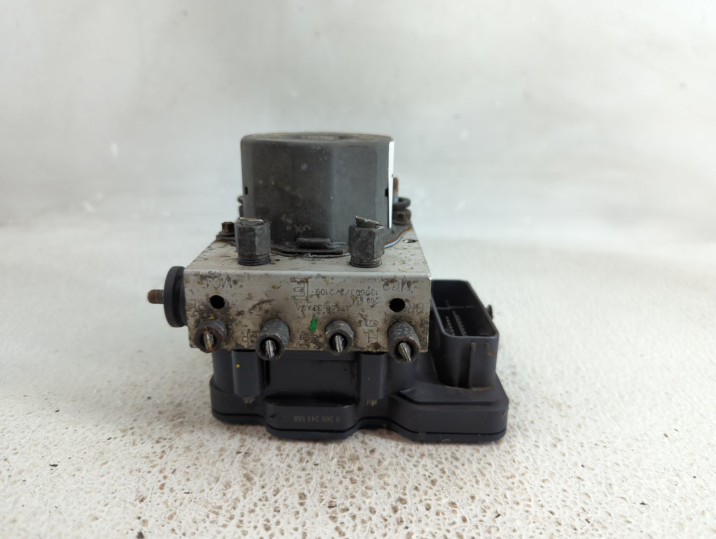 2013-2015 Nissan Altima ABS Pump Control Module Replacement P/N:269 551 47660 3TA0A Fits Fits 2013 2014 2015 OEM Used Auto P