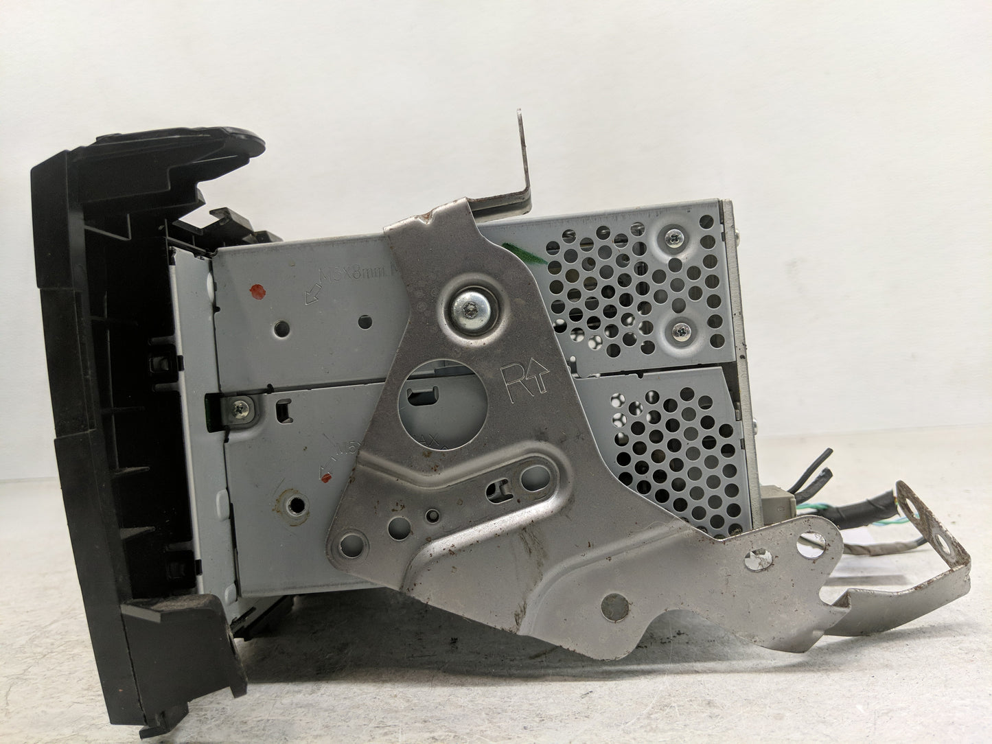 2013-2015 Nissan Altima Radio AM FM Cd Player Receiver Replacement P/N:28185 3TA0G Fits Fits 2013 2014 2015 OEM Used Auto Pa