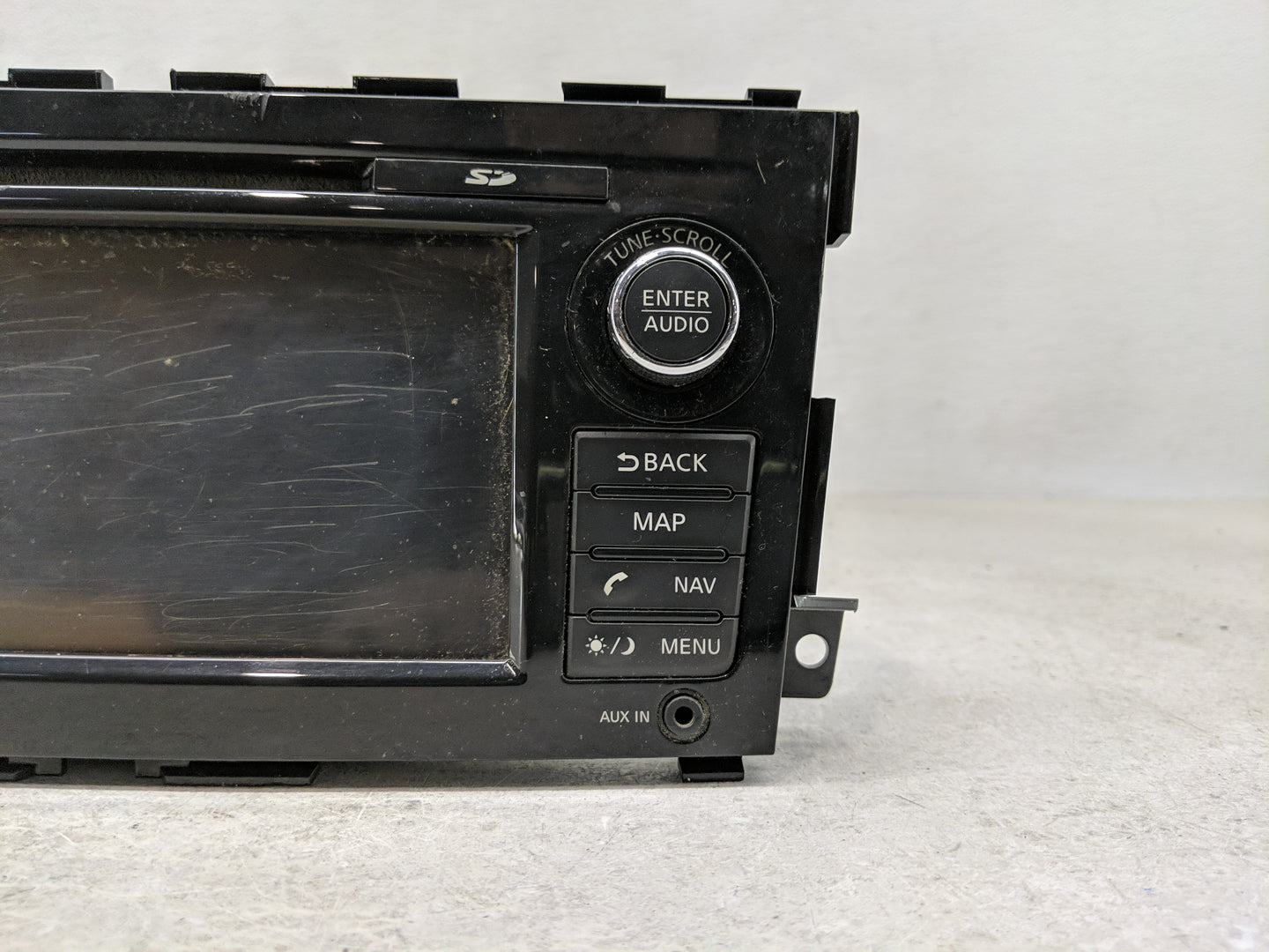 2013-2014 Nissan Altima Radio AM FM Cd Player Receiver Replacement P/N:259153TA1A 7 612 051 140 Fits Fits 2013 2014 OEM Used