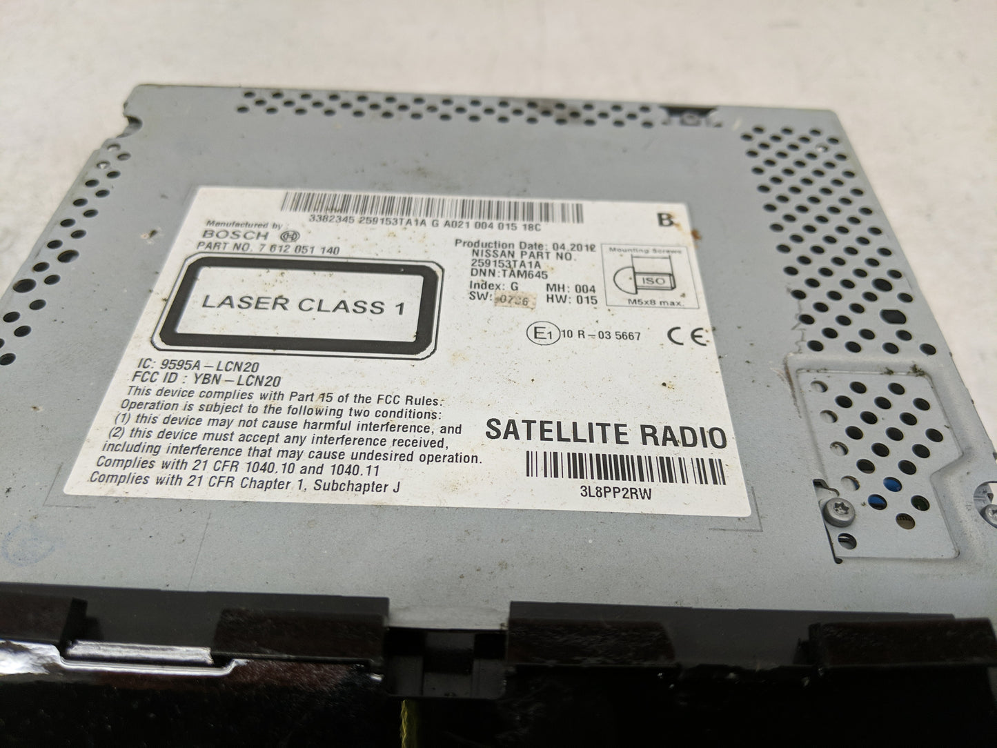 2013-2014 Nissan Altima Radio AM FM Cd Player Receiver Replacement P/N:259153TA1A 7 612 051 140 Fits Fits 2013 2014 OEM Used