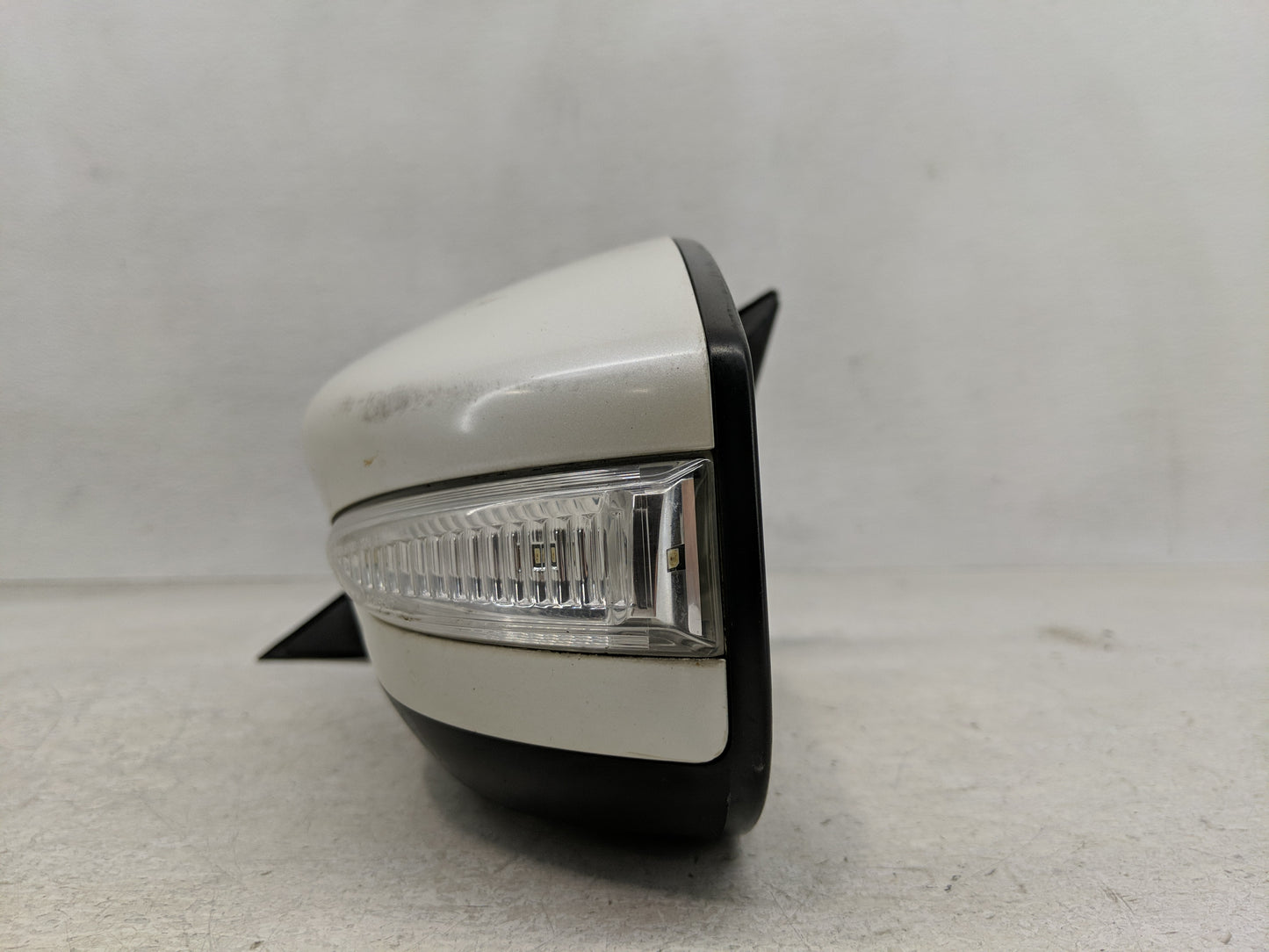 2013-2018 Nissan Altima Driver Side View Mirror - Left Door Mirror OEM Used - Oemusedautoparts1.com