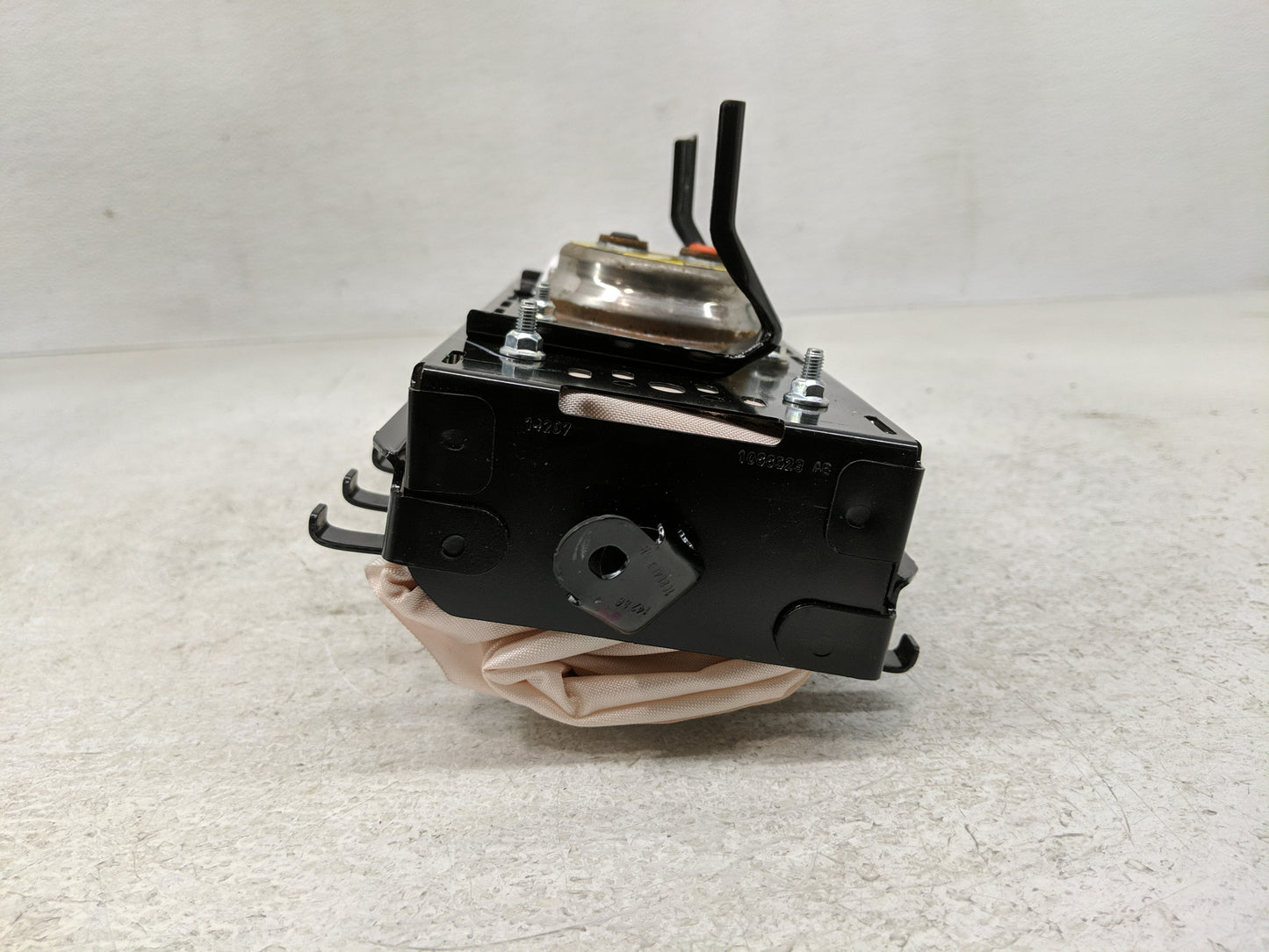 2010-2013 Nissan Altima Air Bag Passenger Right Dashboard OEM P/N:985159HU8A Fits Fits 2010 2011 2012 2013 OEM Used Auto Par
