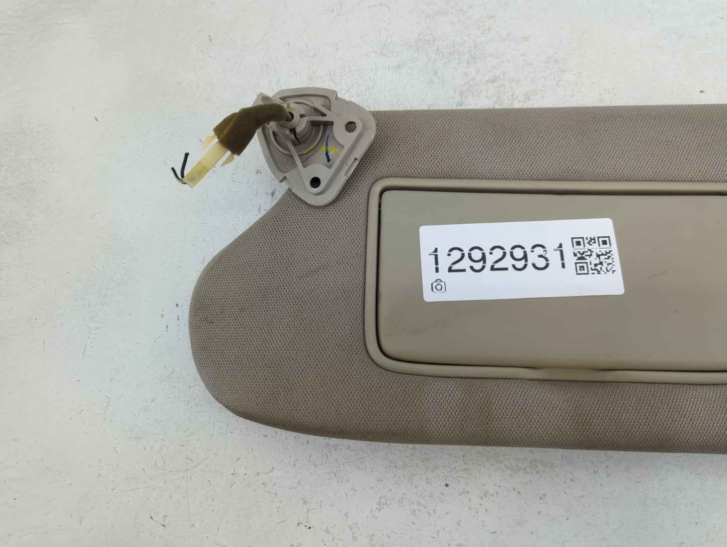 2013-2018 Nissan Altima Sun Visor Shade Replacement Driver Left Mirror Fits Fits 2013 2014 2015 2016 2017 2018 OEM Used Auto