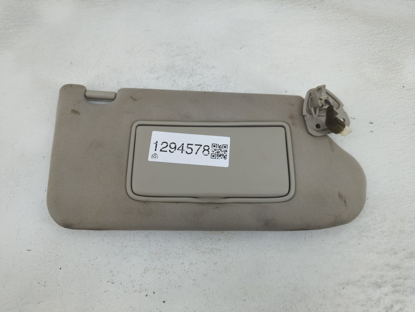 2013-2018 Nissan Altima Sun Visor Shade Replacement Passenger Right Mirror Fits Fits 2013 2014 2015 2016 2017 2018 OEM Used 