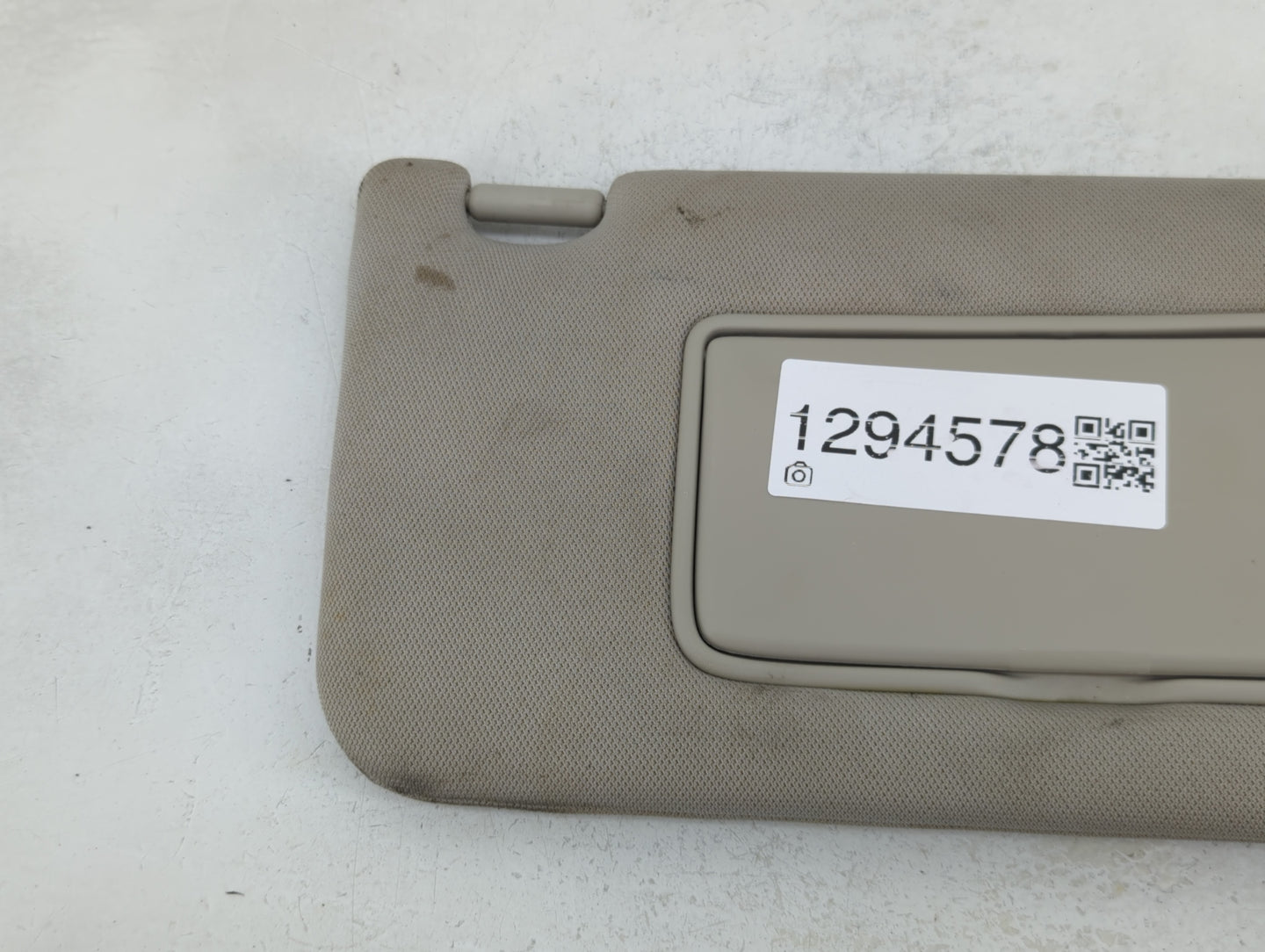2013-2018 Nissan Altima Sun Visor Shade Replacement Passenger Right Mirror Fits Fits 2013 2014 2015 2016 2017 2018 OEM Used 