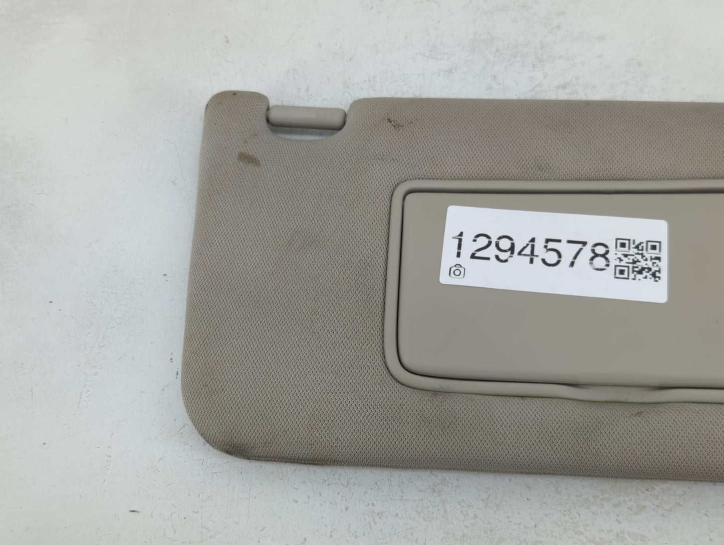 2013-2018 Nissan Altima Sun Visor Shade Replacement Passenger Right Mirror Fits Fits 2013 2014 2015 2016 2017 2018 OEM Used 