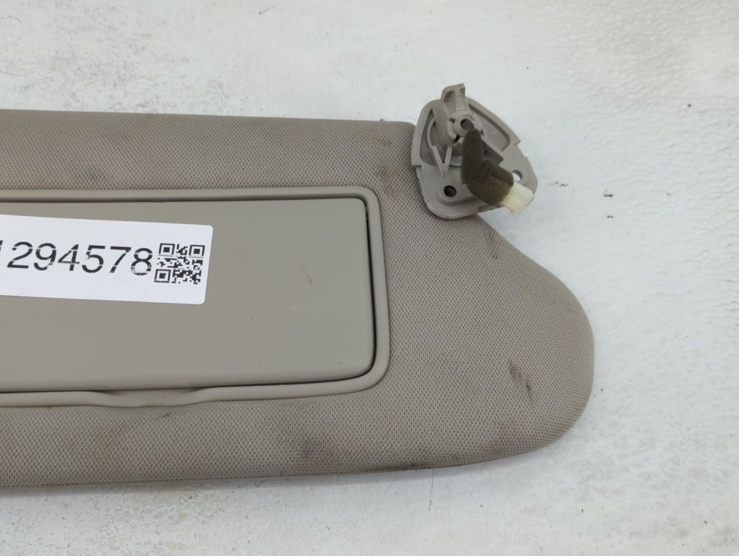 2013-2018 Nissan Altima Sun Visor Shade Replacement Passenger Right Mirror Fits Fits 2013 2014 2015 2016 2017 2018 OEM Used 