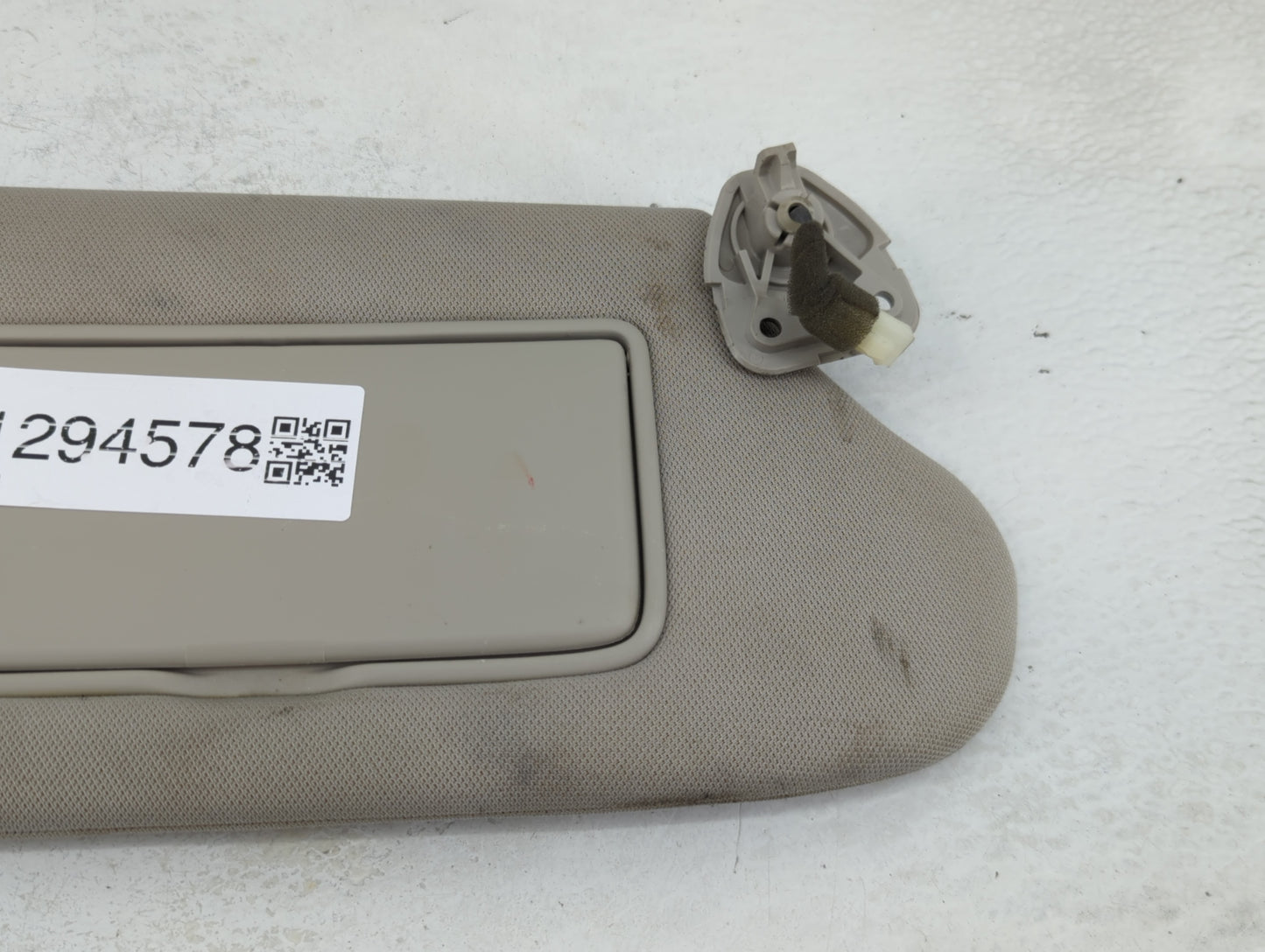 2013-2018 Nissan Altima Sun Visor Shade Replacement Passenger Right Mirror Fits Fits 2013 2014 2015 2016 2017 2018 OEM Used 