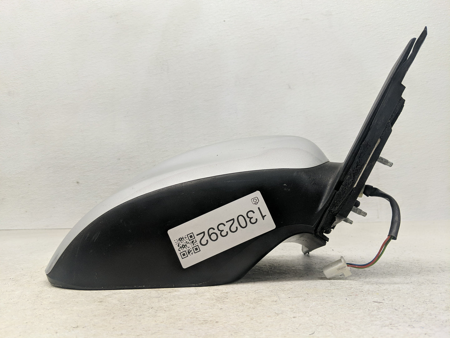 2013-2018 Nissan Altima Passenger Side View Mirror - Right Door Mirror OEM Used - Oemusedautoparts1.com