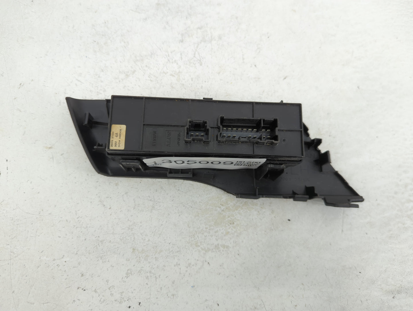 2013-2018 Nissan Altima Master Power Window Switch Replacement Driver Side Left P/N:80961 3TA0 Fits OEM Used Auto Parts - Oe