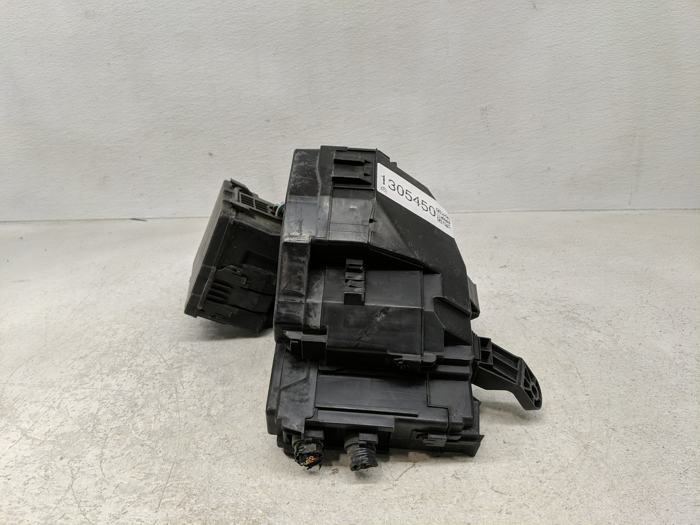 2013-2014 Nissan Altima Fusebox Fuse Box Panel Relay Module Fits Fits 2013 2014 OEM Used Auto Parts - Oemusedautoparts1.com