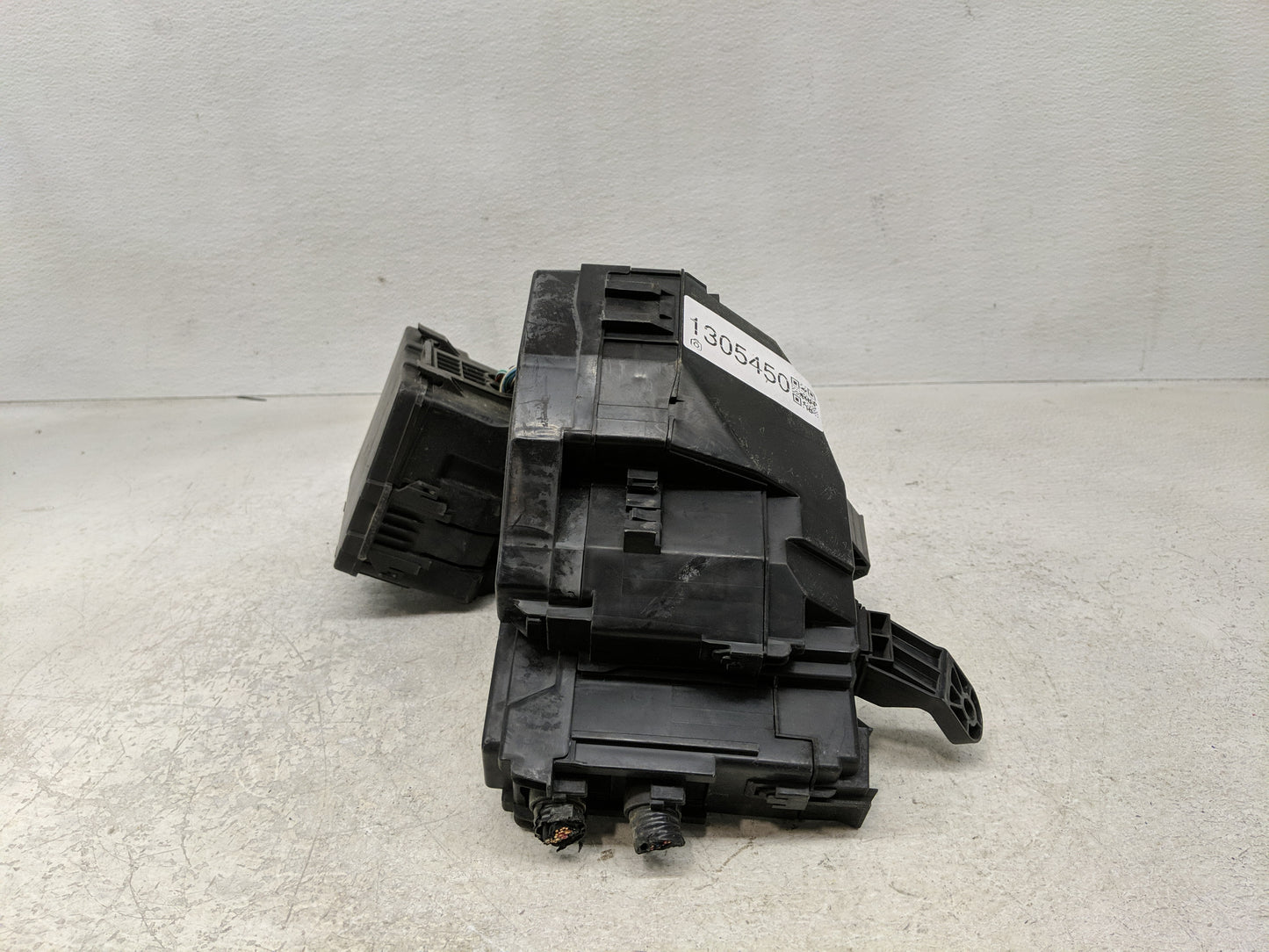 2013-2014 Nissan Altima Fusebox Fuse Box Panel Relay Module Fits Fits 2013 2014 OEM Used Auto Parts - Oemusedautoparts1.com