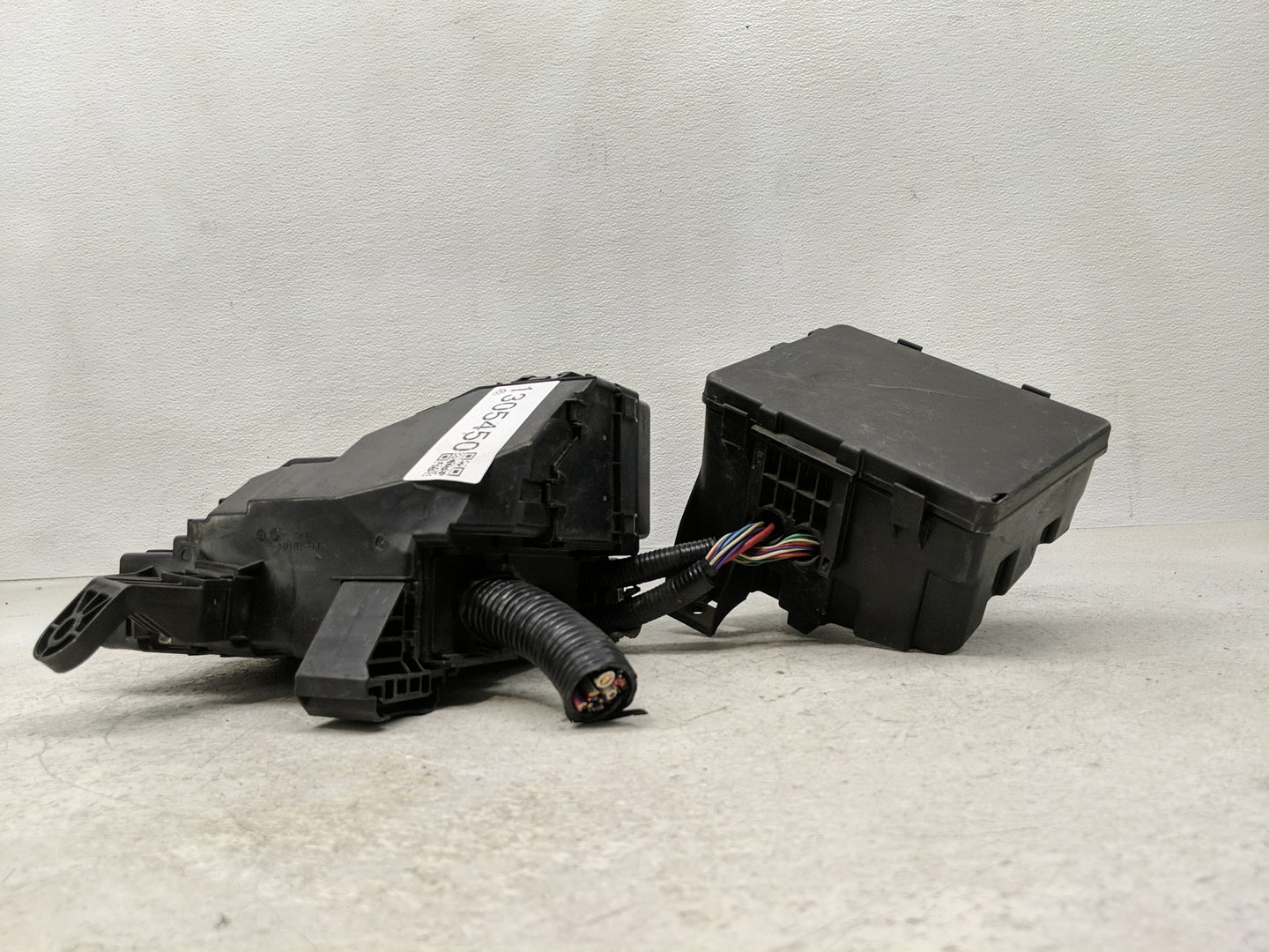 2013-2014 Nissan Altima Fusebox Fuse Box Panel Relay Module Fits Fits 2013 2014 OEM Used Auto Parts - Oemusedautoparts1.com