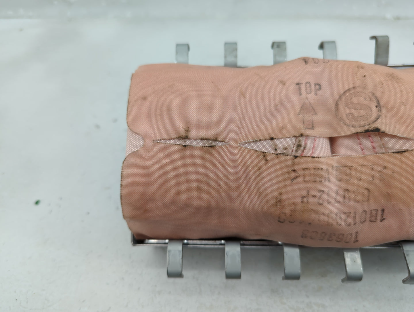 2013 Nissan Altima Air Bag Passenger Right Knee OEM P/N:C30112B5038 Fits OEM Used Auto Parts - Oemusedautoparts1.com