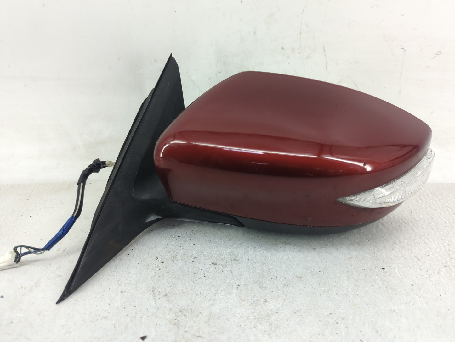2013-2018 Nissan Altima Driver Side View Mirror - Left Door Mirror OEM Used - Oemusedautoparts1.com
