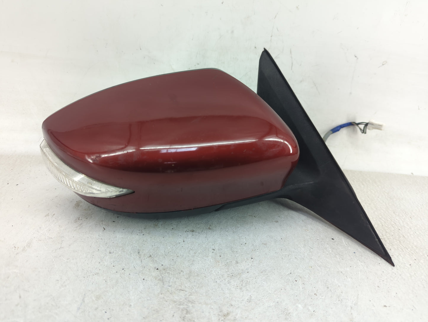 2013-2018 Nissan Altima Passenger Side View Mirror - Right Door Mirror OEM Used - Oemusedautoparts1.com
