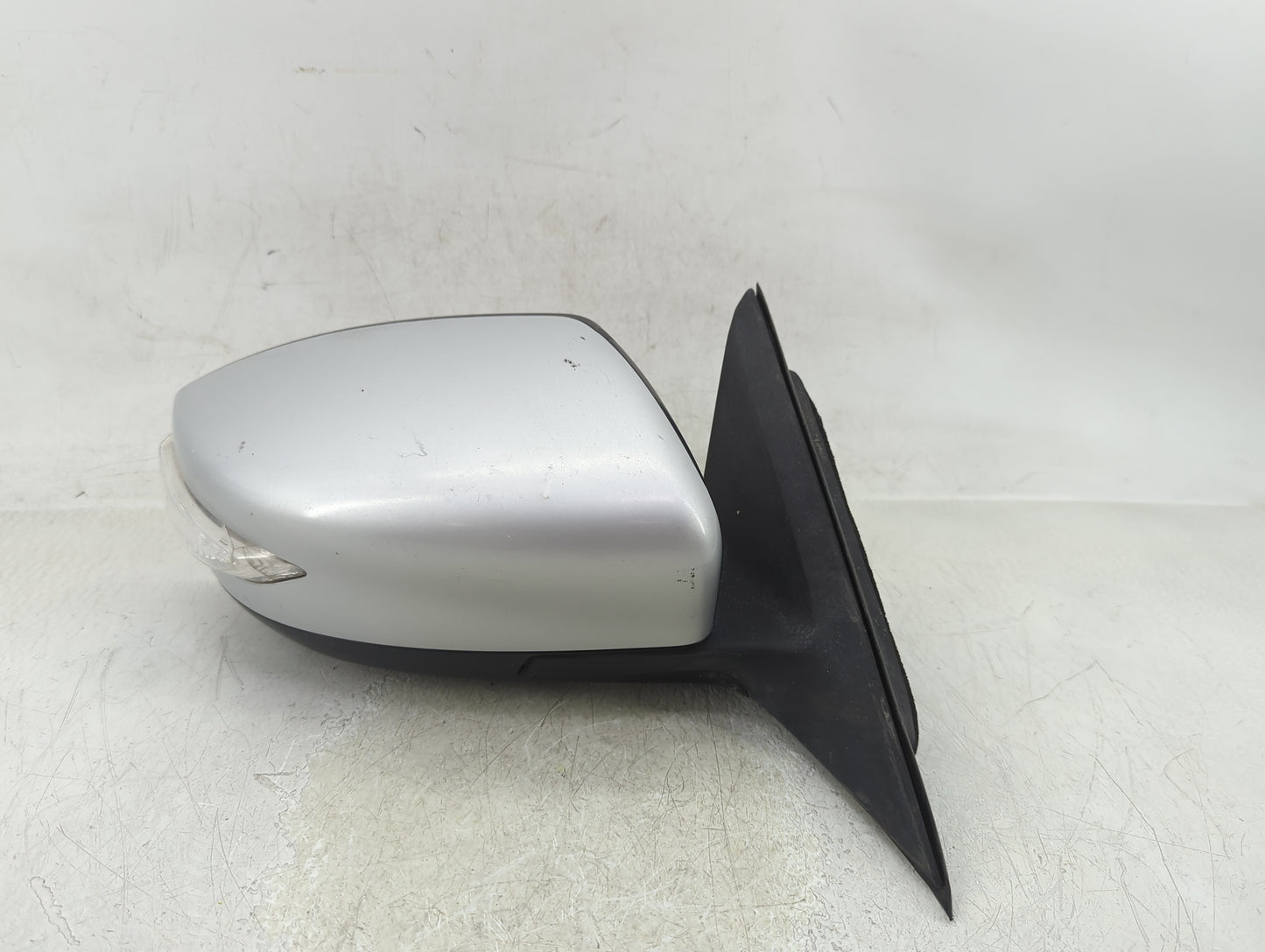 2013-2018 Nissan Altima Passenger Side View Mirror - Right Door Mirror OEM Used - Oemusedautoparts1.com