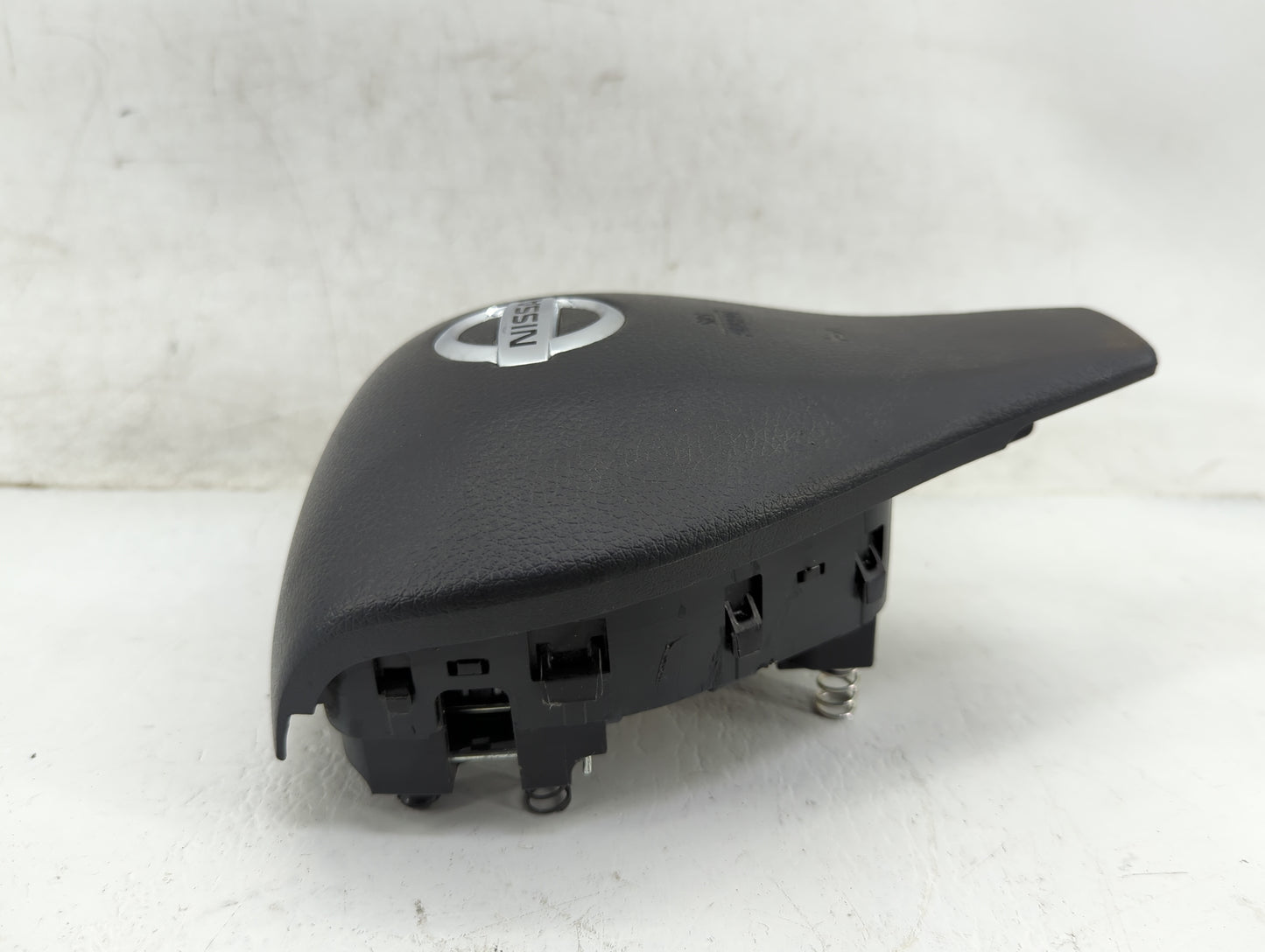 2010-2013 Nissan Altima Air Bag Driver Left Steering Wheel Mounted Fits Fits 2010 2011 2012 2013 OEM Used Auto Parts - Oemus