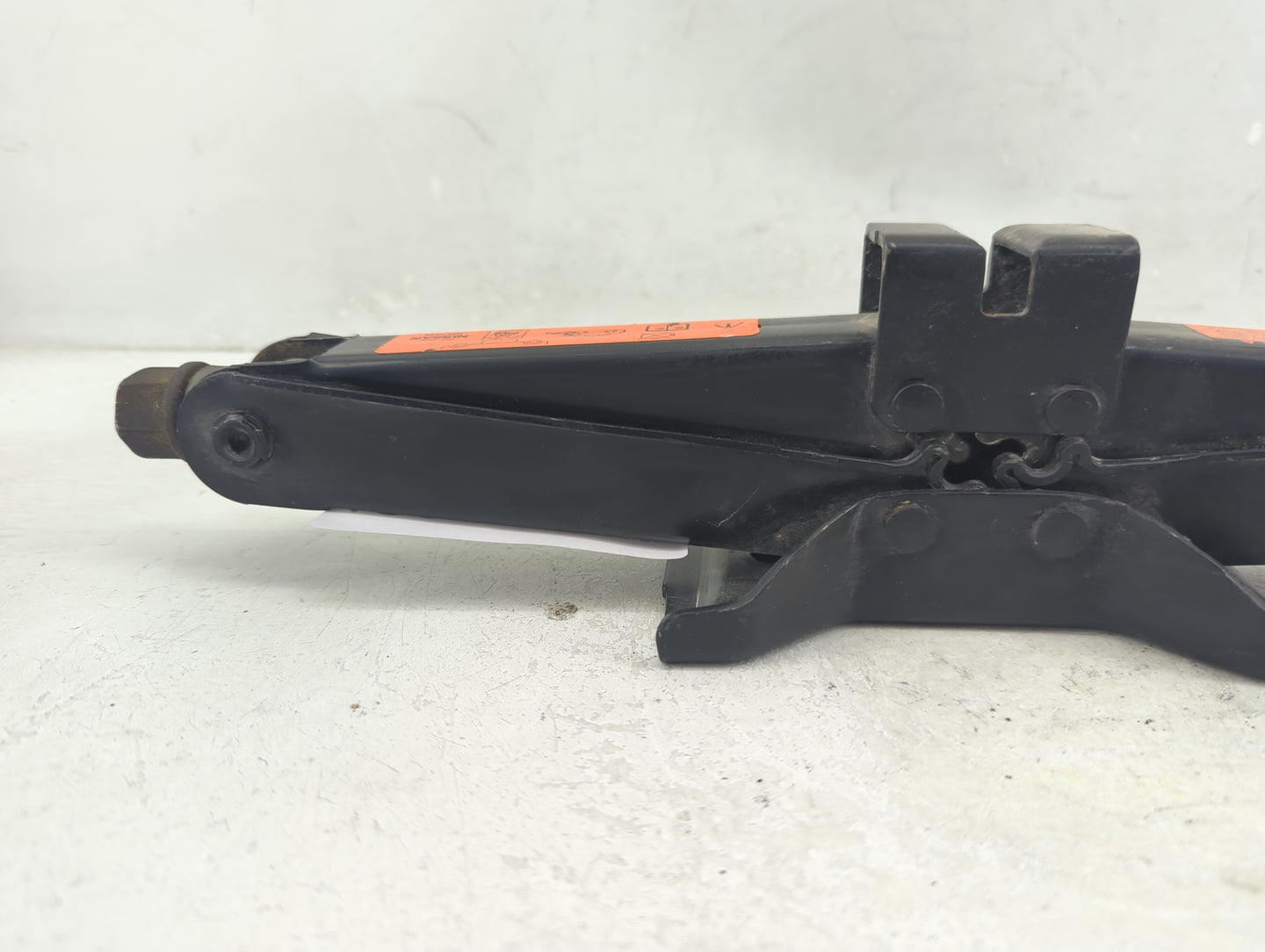 2013 Nissan Altima Spare Scissor Car Jack 1390205 - Oemusedautoparts1.com