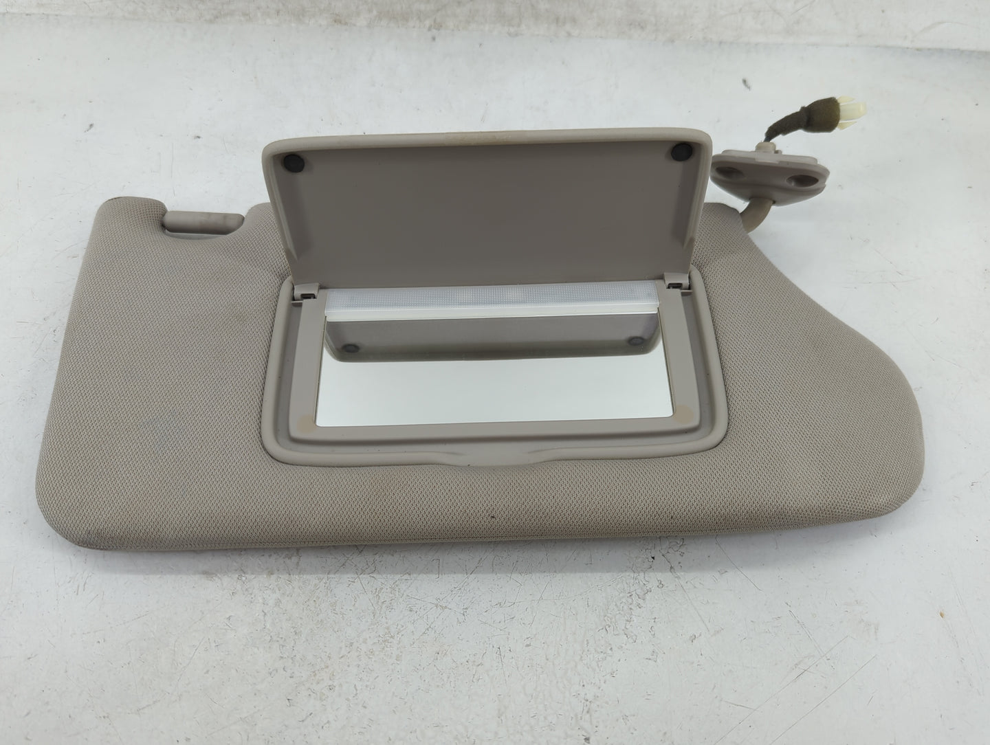 2013-2018 Nissan Altima Sun Visor Shade Replacement Passenger Right Mirror Fits Fits 2013 2014 2015 2016 2017 2018 OEM Used 