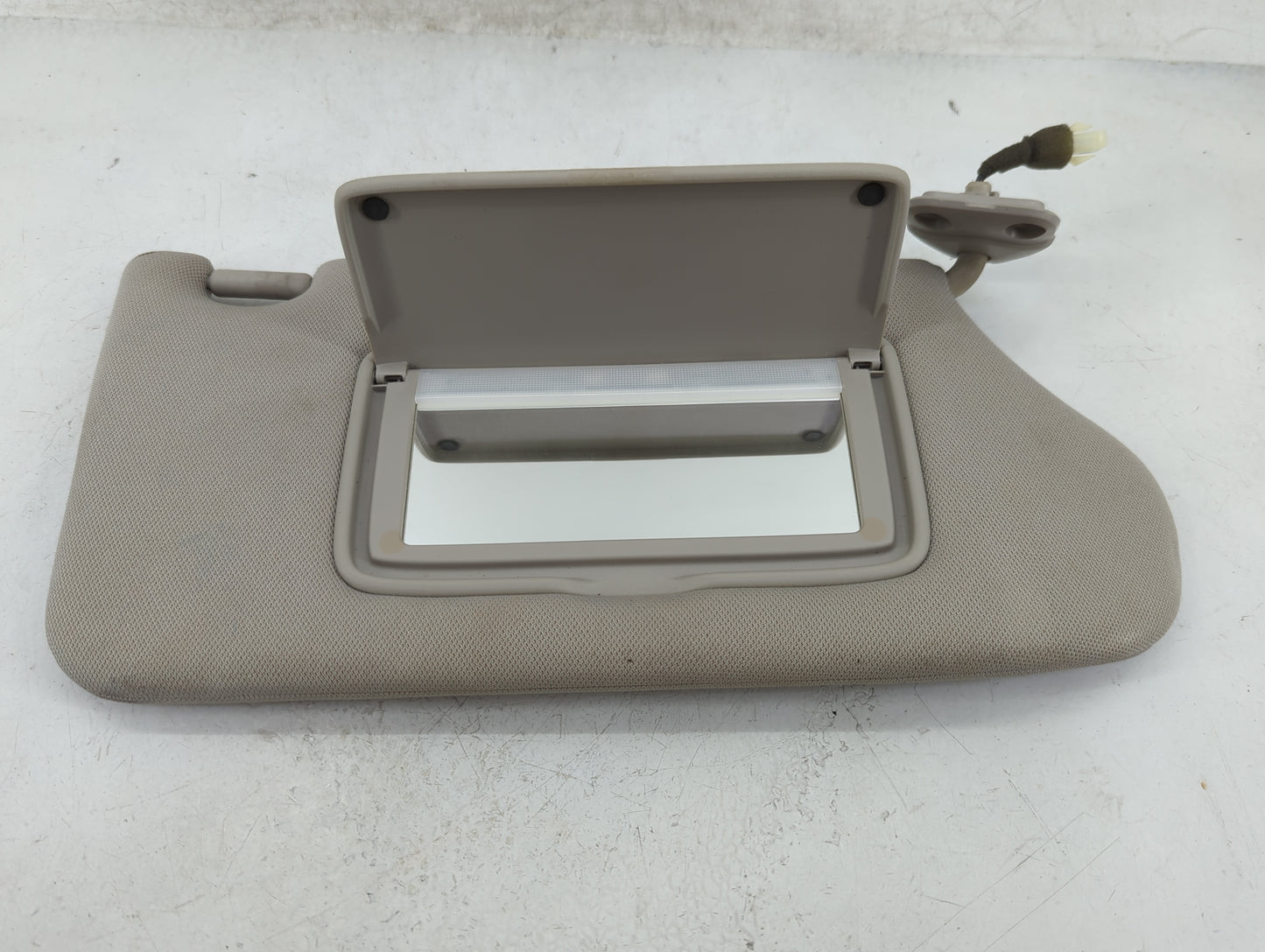 2013-2018 Nissan Altima Sun Visor Shade Replacement Passenger Right Mirror Fits Fits 2013 2014 2015 2016 2017 2018 OEM Used 