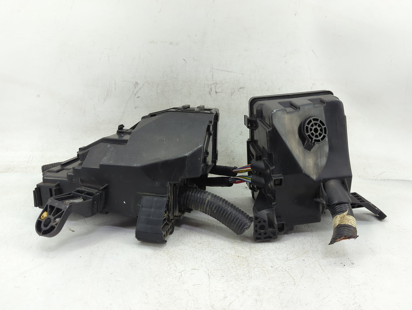 2013-2014 Nissan Altima Fusebox Fuse Box Panel Relay Module P/N:7154-5763-30 24381 7990A Fits Fits 2013 2014 OEM Used Auto P