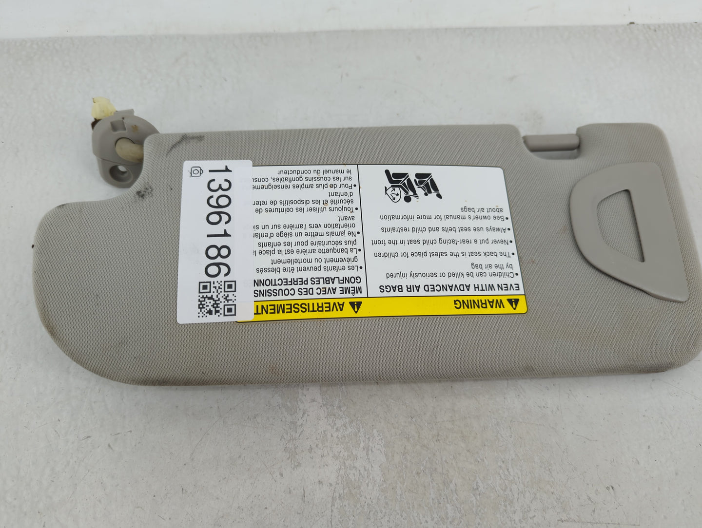 2010-2013 Nissan Altima Sun Visor Shade Replacement Passenger Right Mirror Fits Fits 2010 2011 2012 2013 OEM Used Auto Parts
