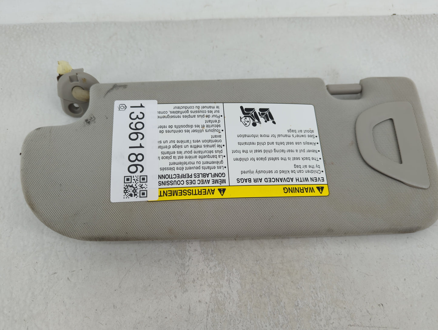 2010-2013 Nissan Altima Sun Visor Shade Replacement Passenger Right Mirror Fits Fits 2010 2011 2012 2013 OEM Used Auto Parts