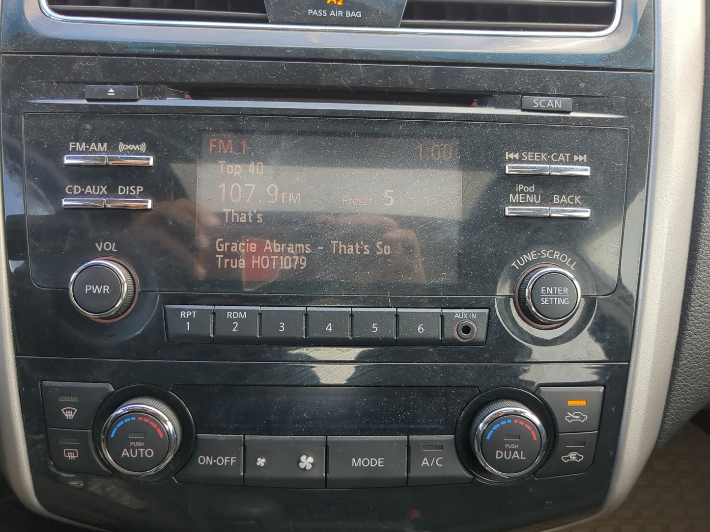 2013 Nissan Altima Radio AM FM Cd Player Receiver Replacement Fits OEM Used Auto Parts - Oemusedautoparts1.com