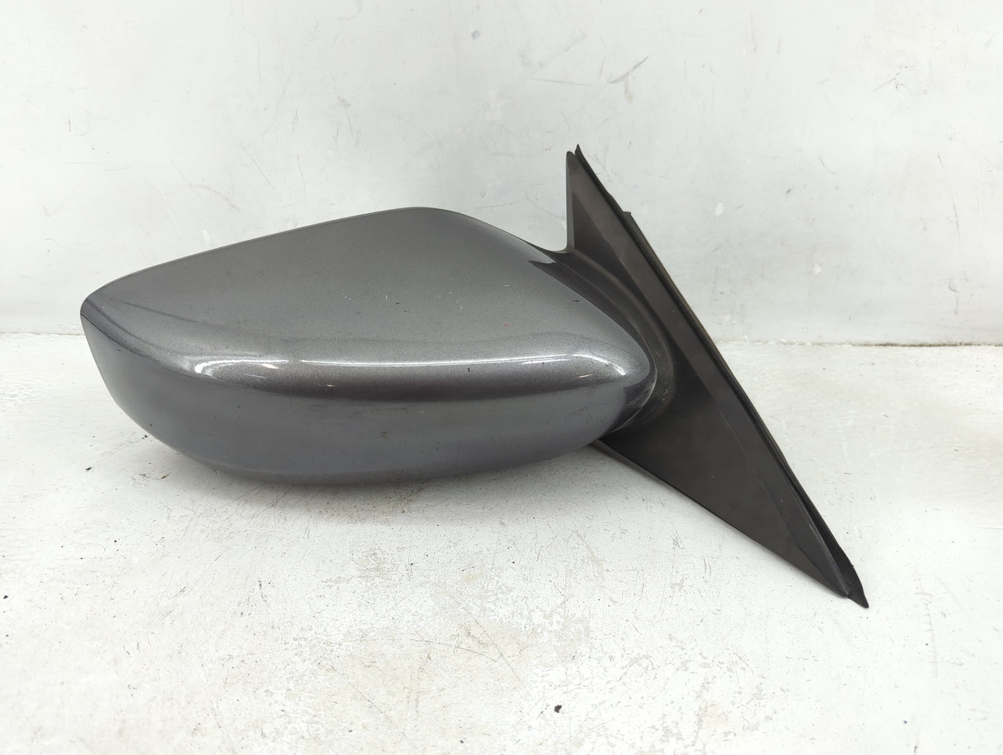 2013-2018 Nissan Altima Passenger Side View Mirror - Right Door Mirror OEM Used - Oemusedautoparts1.com
