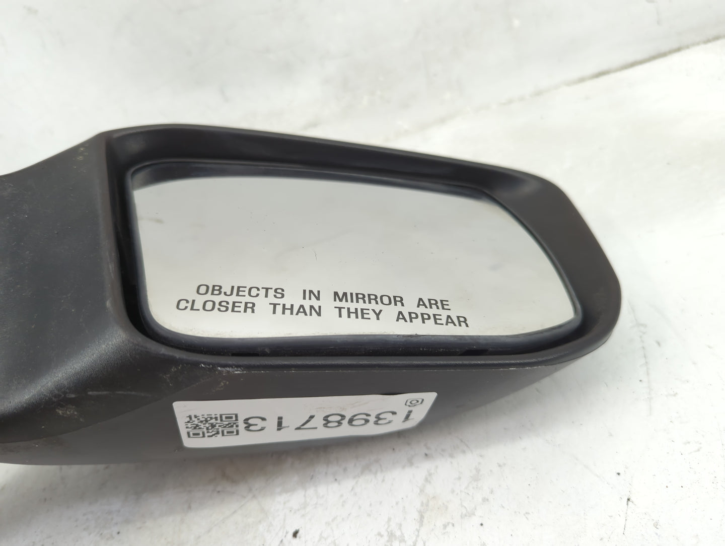 2013-2018 Nissan Altima Passenger Side View Mirror - Right Door Mirror OEM Used - Oemusedautoparts1.com