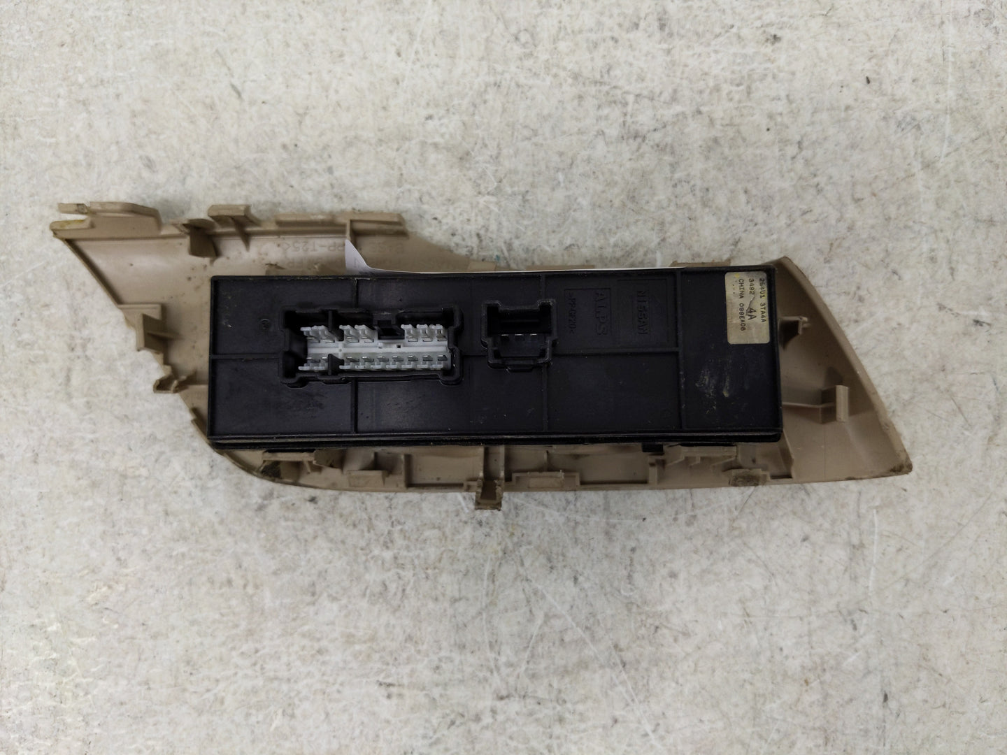 2013-2018 Nissan Altima Master Power Window Switch Replacement Driver Side Left P/N:25401 3TA4A Fits OEM Used Auto Parts - O