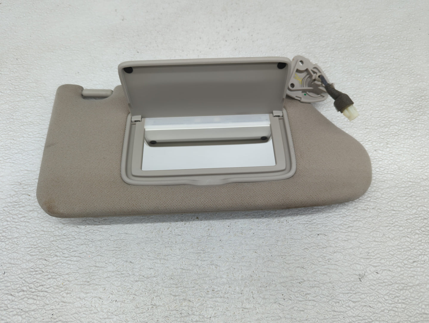 2013-2018 Nissan Altima Sun Visor Shade Replacement Passenger Right Mirror Fits Fits 2013 2014 2015 2016 2017 2018 OEM Used 