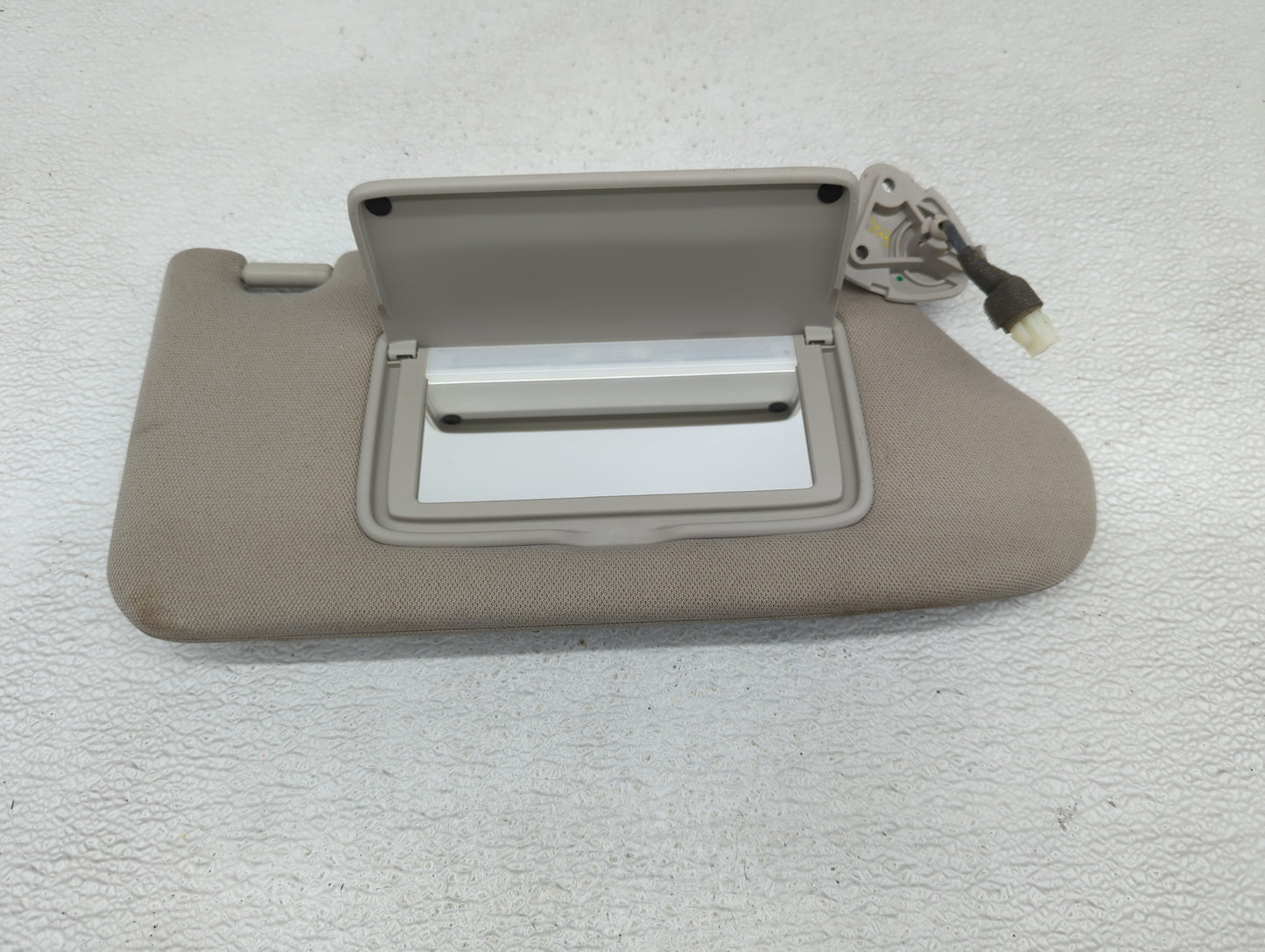 2013-2018 Nissan Altima Sun Visor Shade Replacement Passenger Right Mirror Fits Fits 2013 2014 2015 2016 2017 2018 OEM Used 