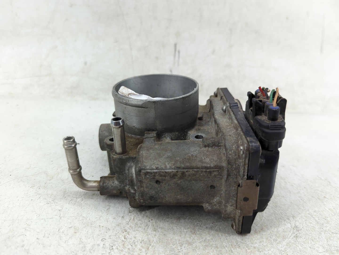 2013-2018 Nissan Altima Throttle Body P/N:3TA60-01 Fits Fits 2013 2014 2015 2016 2017 2018 2019 2020 OEM Used Auto Parts - O
