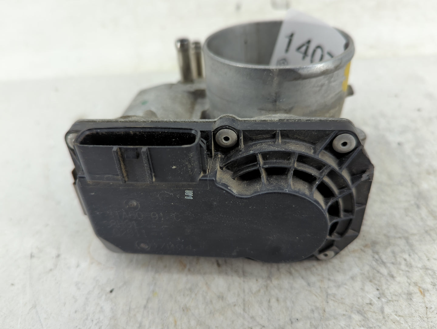2007-2013 Nissan Altima Throttle Body P/N:31A60-01-C Fits Fits 2007 2008 2009 2010 2011 2012 2013 OEM Used Auto Parts - Oemu