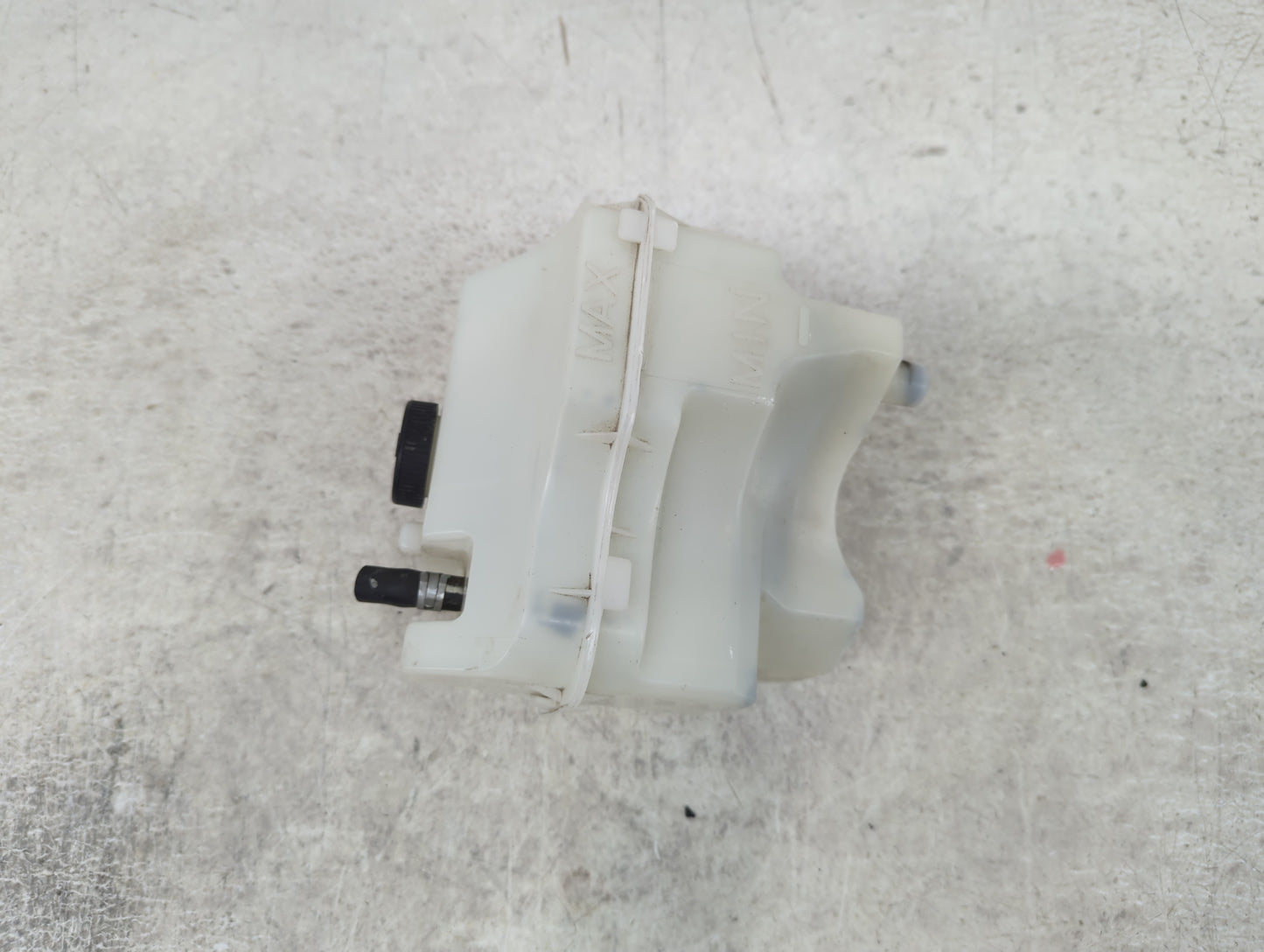 2013-2018 Nissan Altima Radiator Coolant Overflow Expansion Tank Bottle 1409533 - Oemusedautoparts1.com