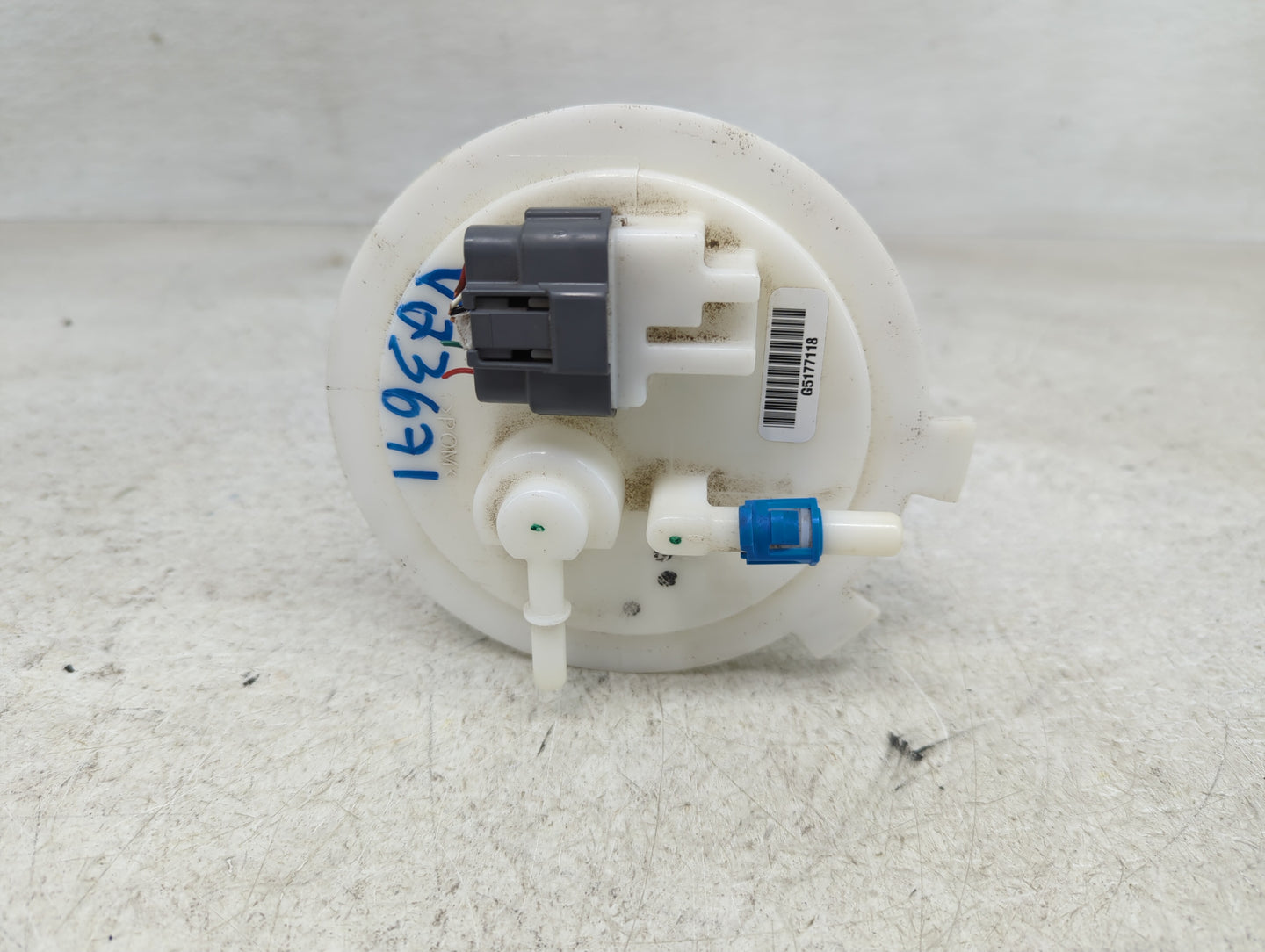 2013-2018 Nissan Altima Electrical Gas Fuel Pump Assembly - Oemusedautoparts1.com