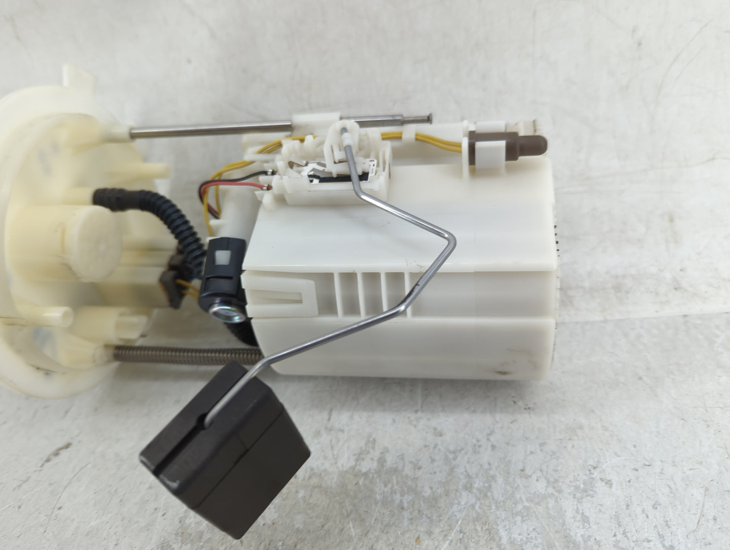 2013-2018 Nissan Altima Electrical Gas Fuel Pump Assembly - Oemusedautoparts1.com
