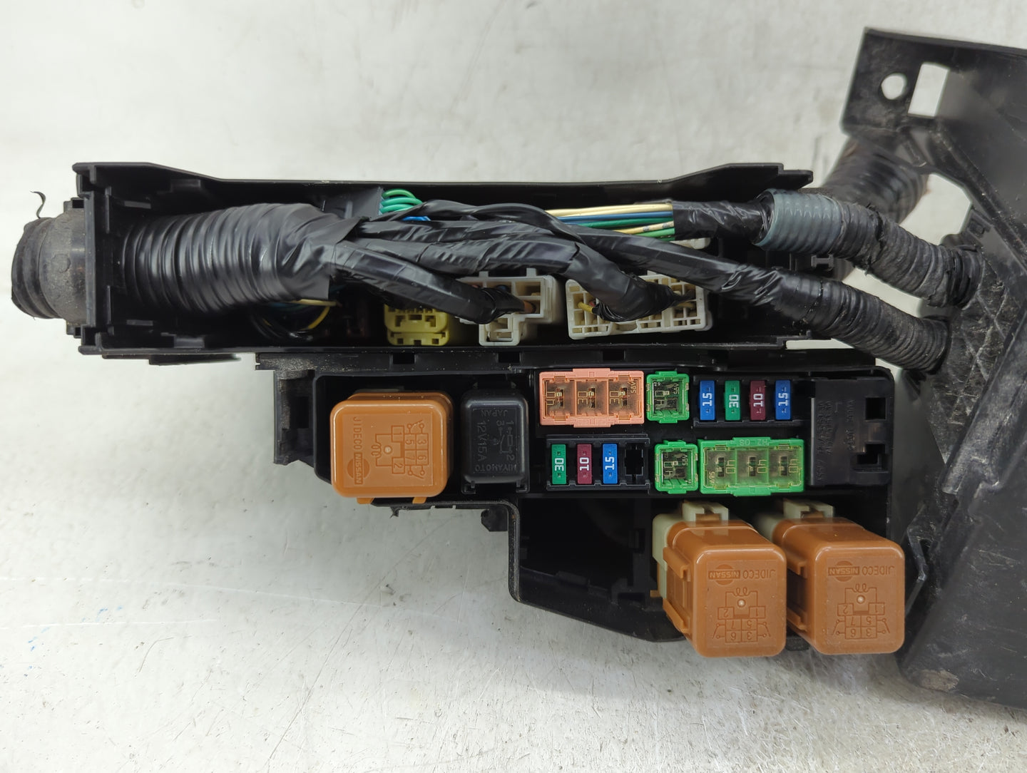2013-2014 Nissan Altima Fusebox Fuse Box Panel Relay Module Fits Fits 2013 2014 OEM Used Auto Parts - Oemusedautoparts1.com