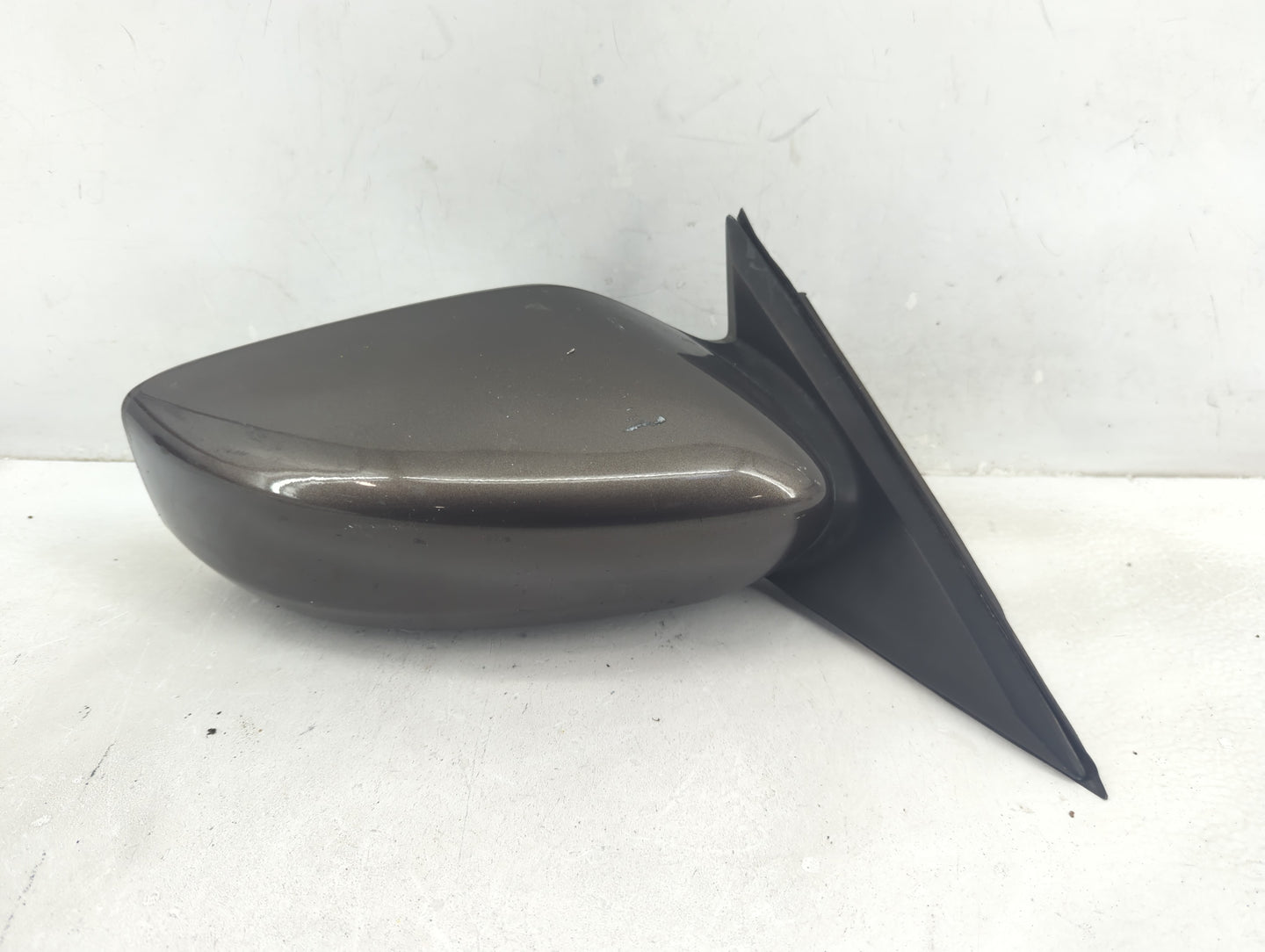 2013-2018 Nissan Altima Passenger Side View Mirror - Right Door Mirror OEM Used - Oemusedautoparts1.com