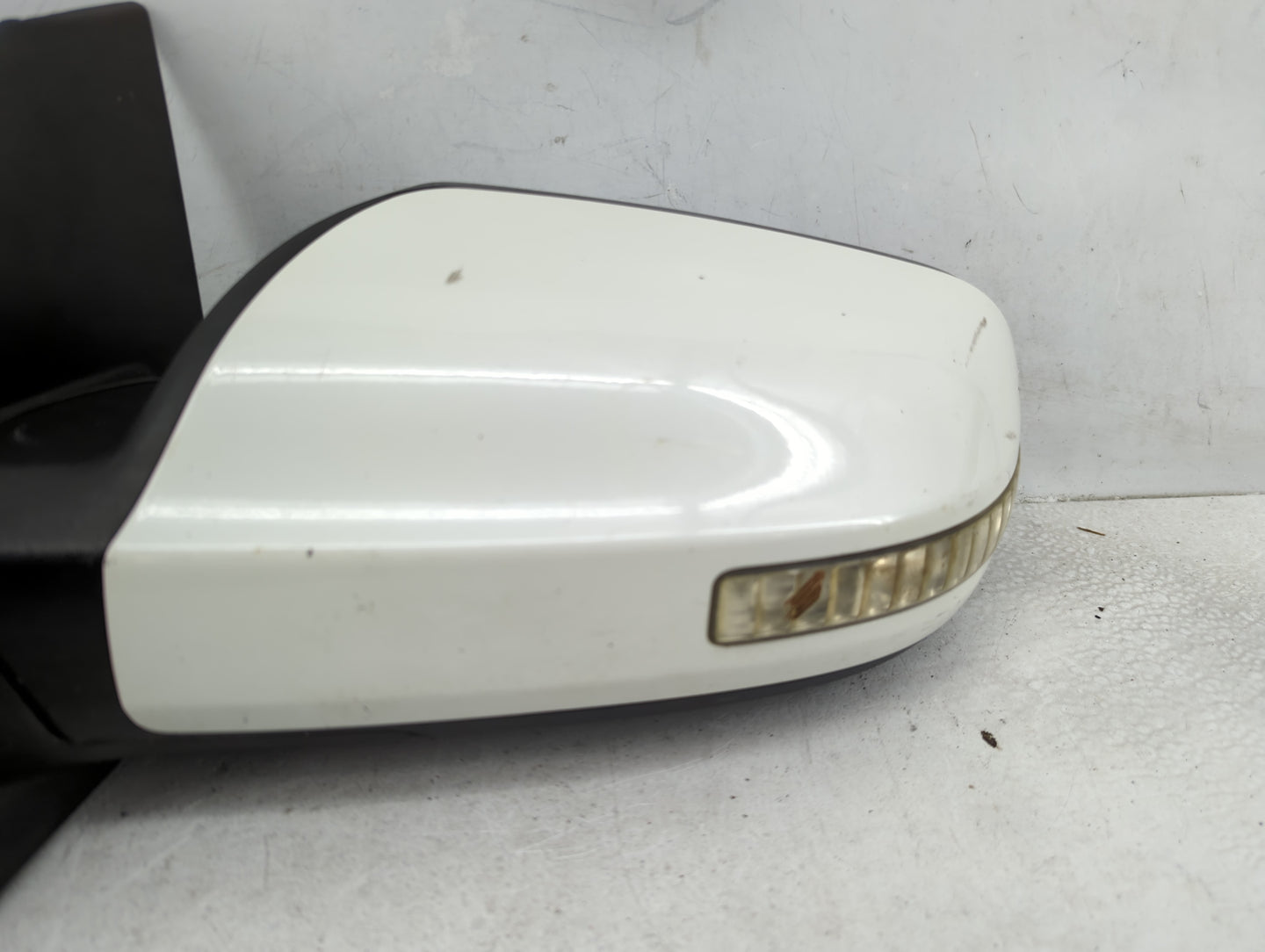2010-2013 Nissan Altima Driver Side View Mirror - Left Door Mirror OEM Used - Oemusedautoparts1.com