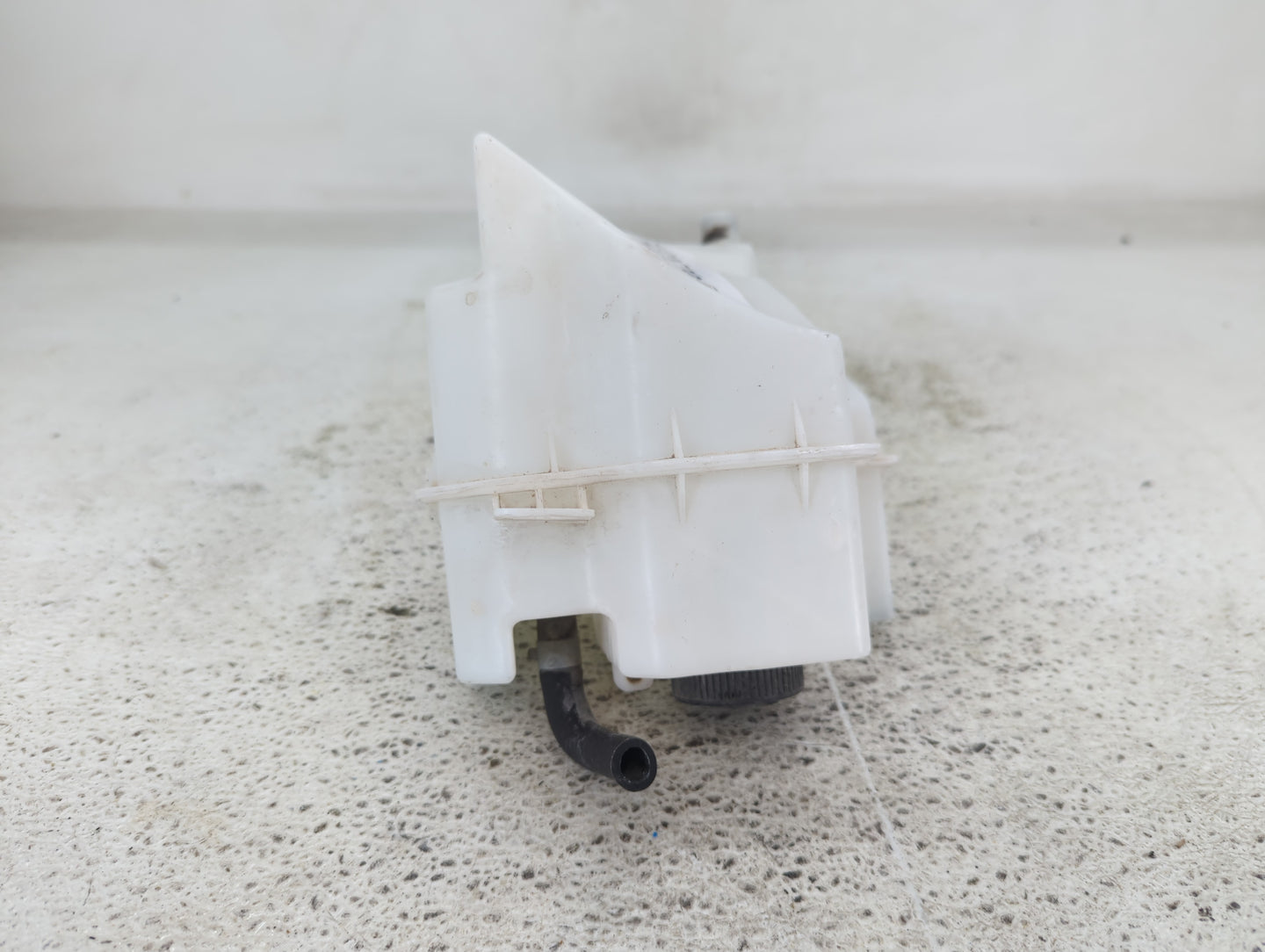 2013-2018 Nissan Altima Radiator Coolant Overflow Expansion Tank Bottle 1432528 - Oemusedautoparts1.com