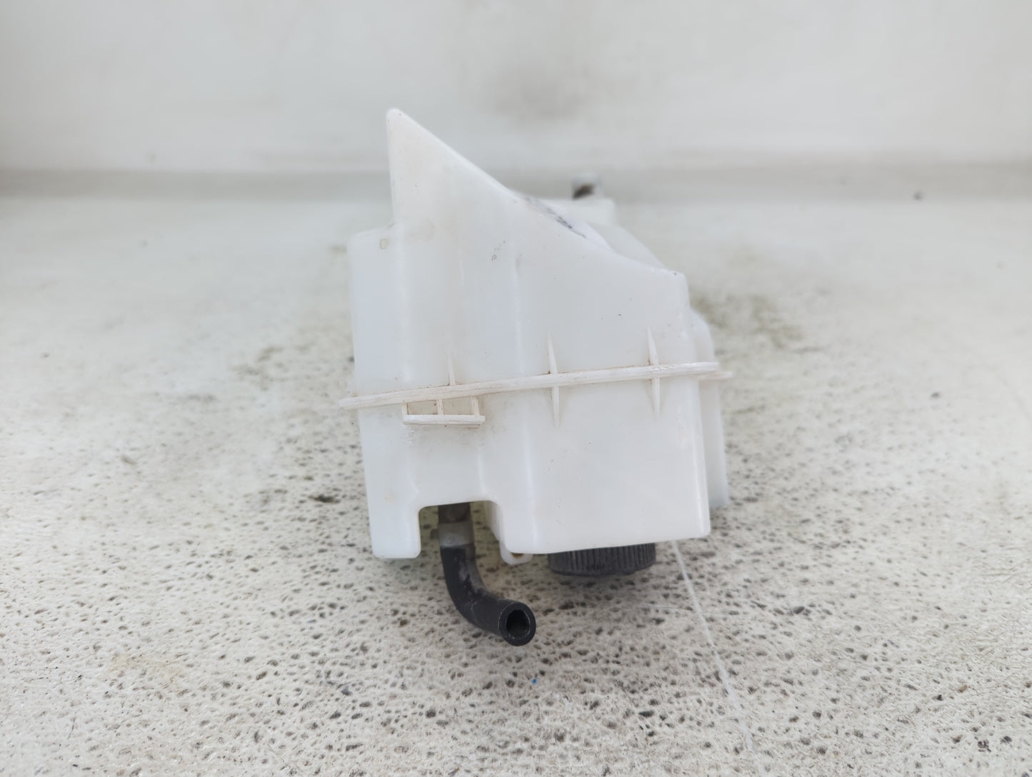 2013-2018 Nissan Altima Radiator Coolant Overflow Expansion Tank Bottle 1432528 - Oemusedautoparts1.com